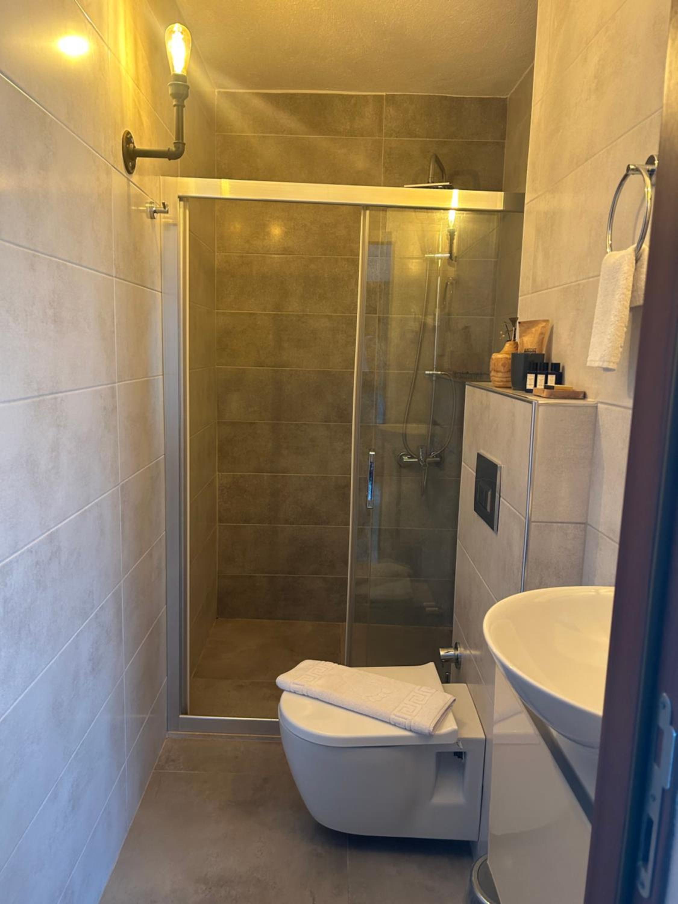 Superior Double Room - Photo 9