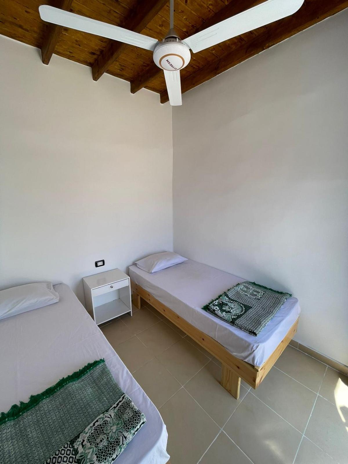 Double Room with Shared Bathroom photo 2