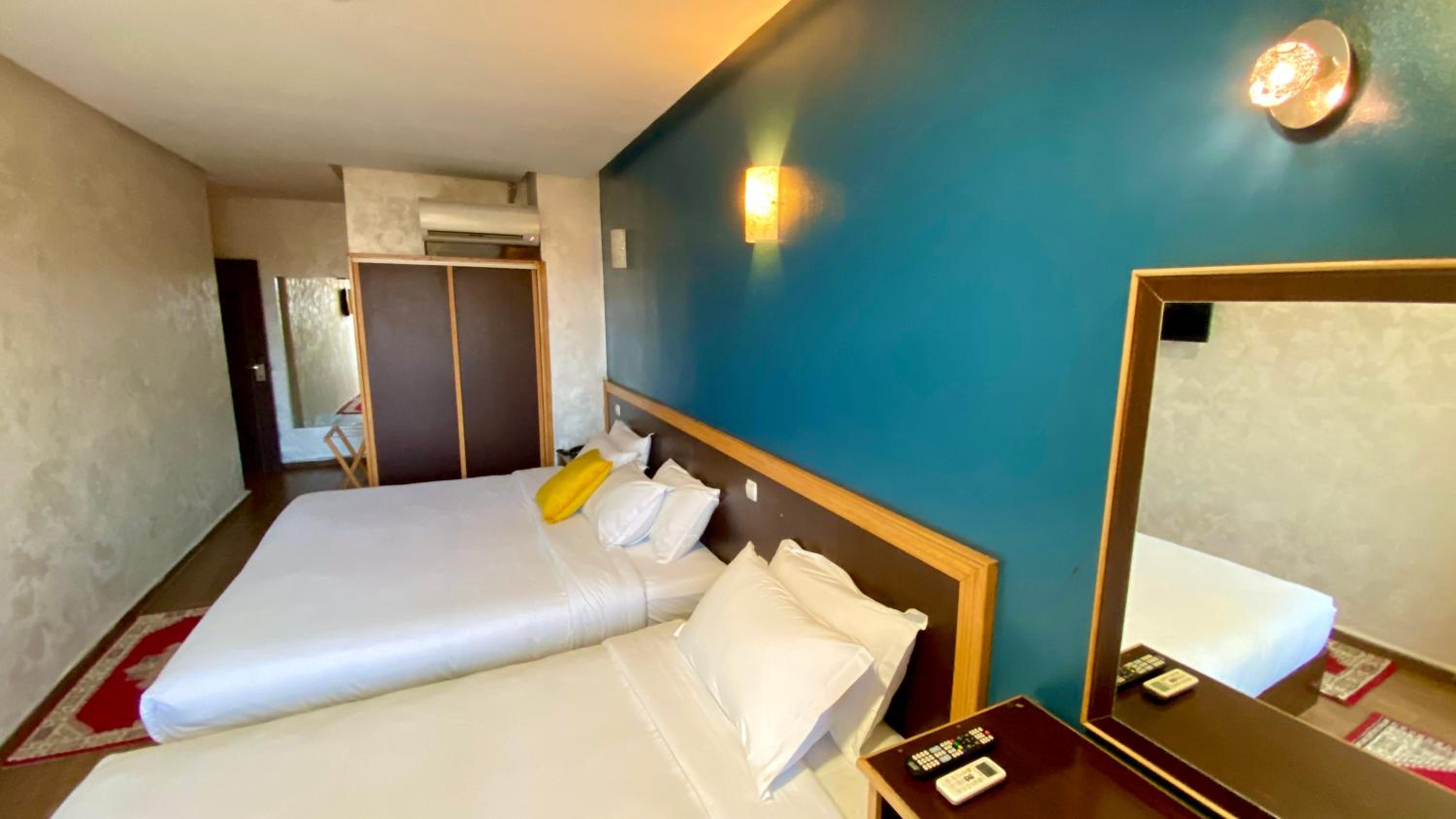Triple Room with Private Terrace