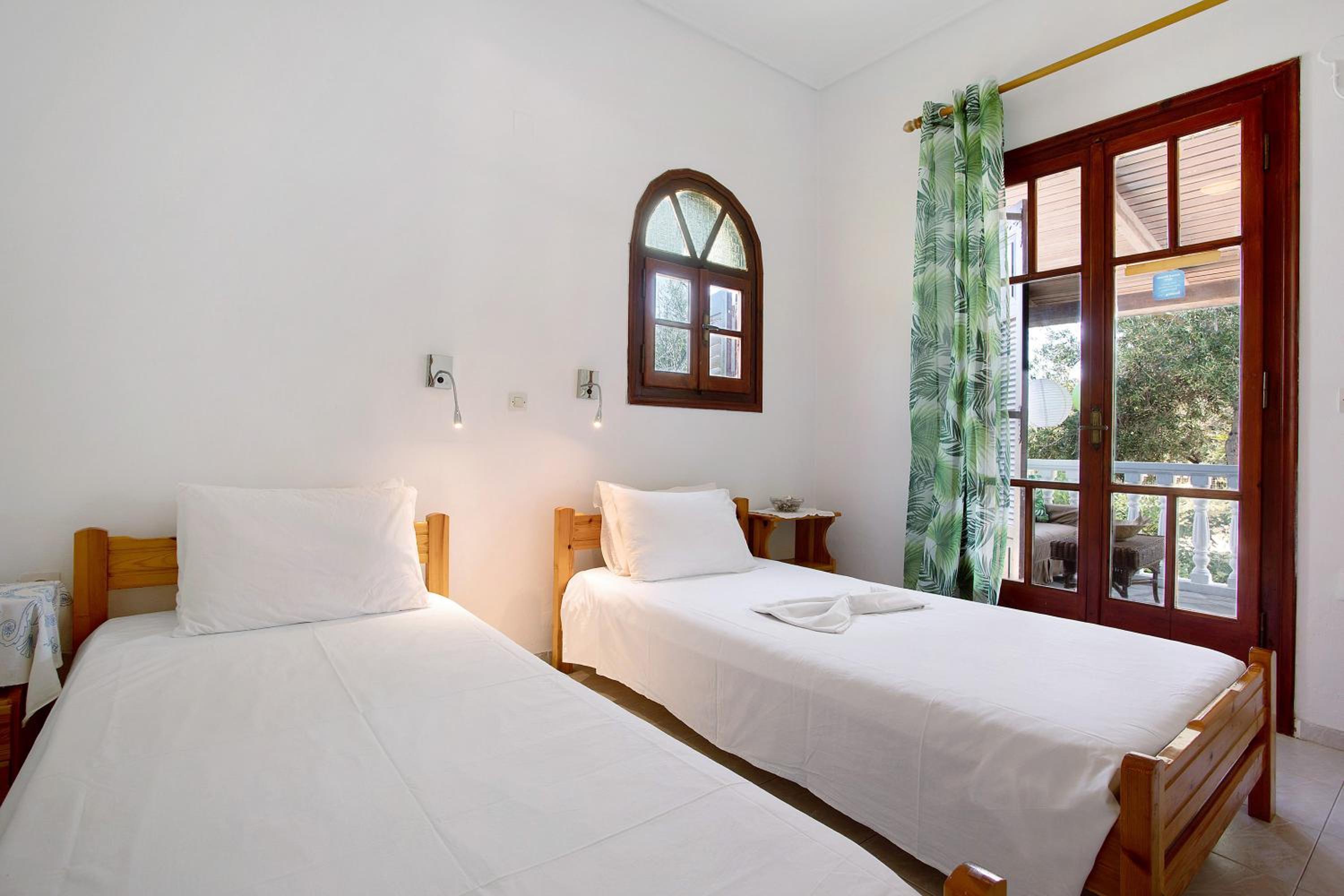 Superior One-Bedroom Apartment with Balcony