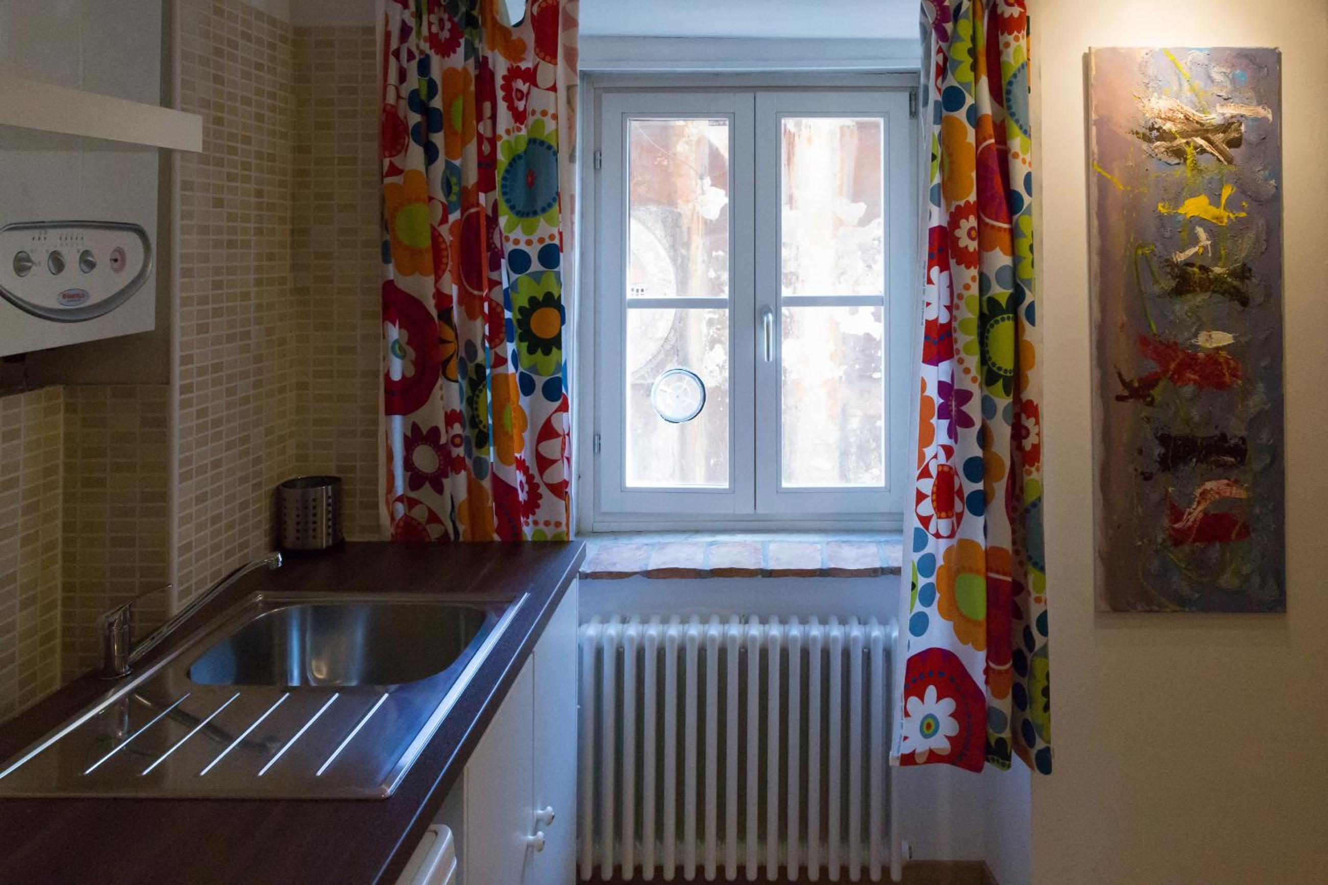 One-Bedroom Apartment - Photo 20