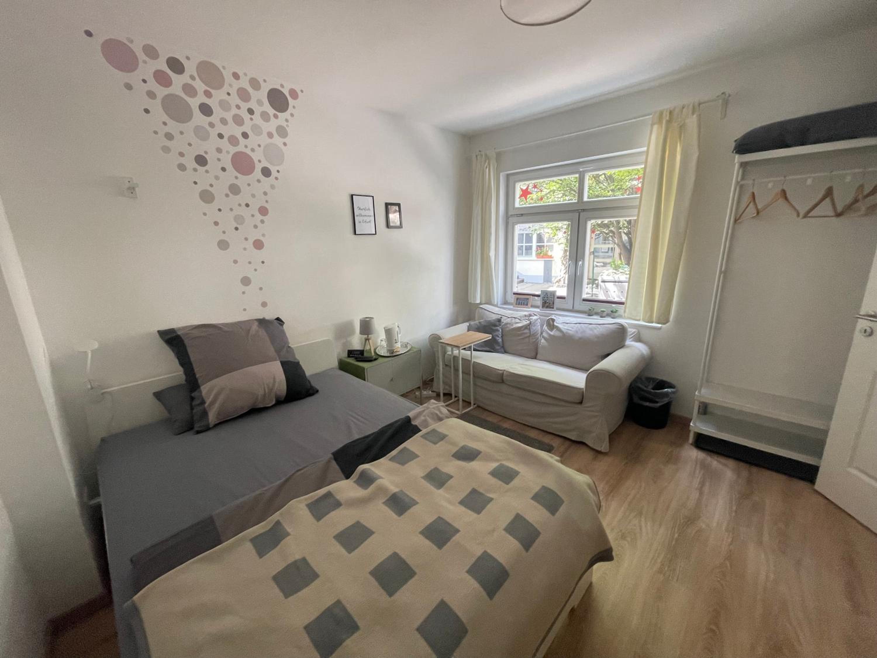 One-Bedroom Apartment photo 2