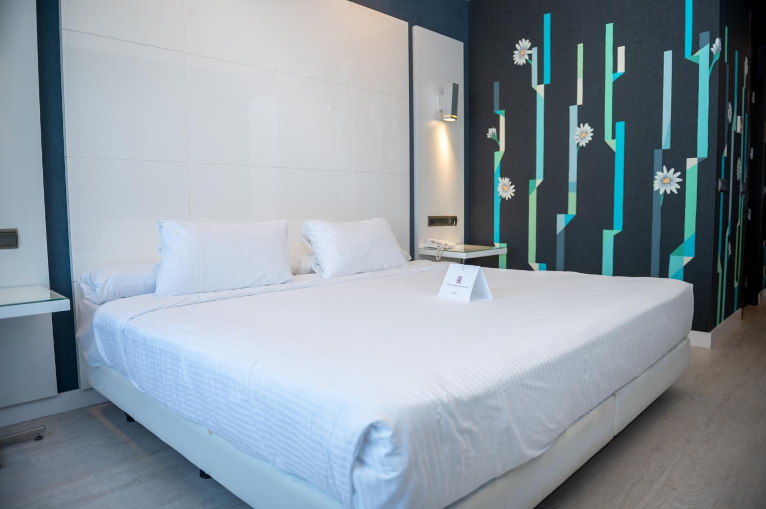 Premium Room - Photo 1