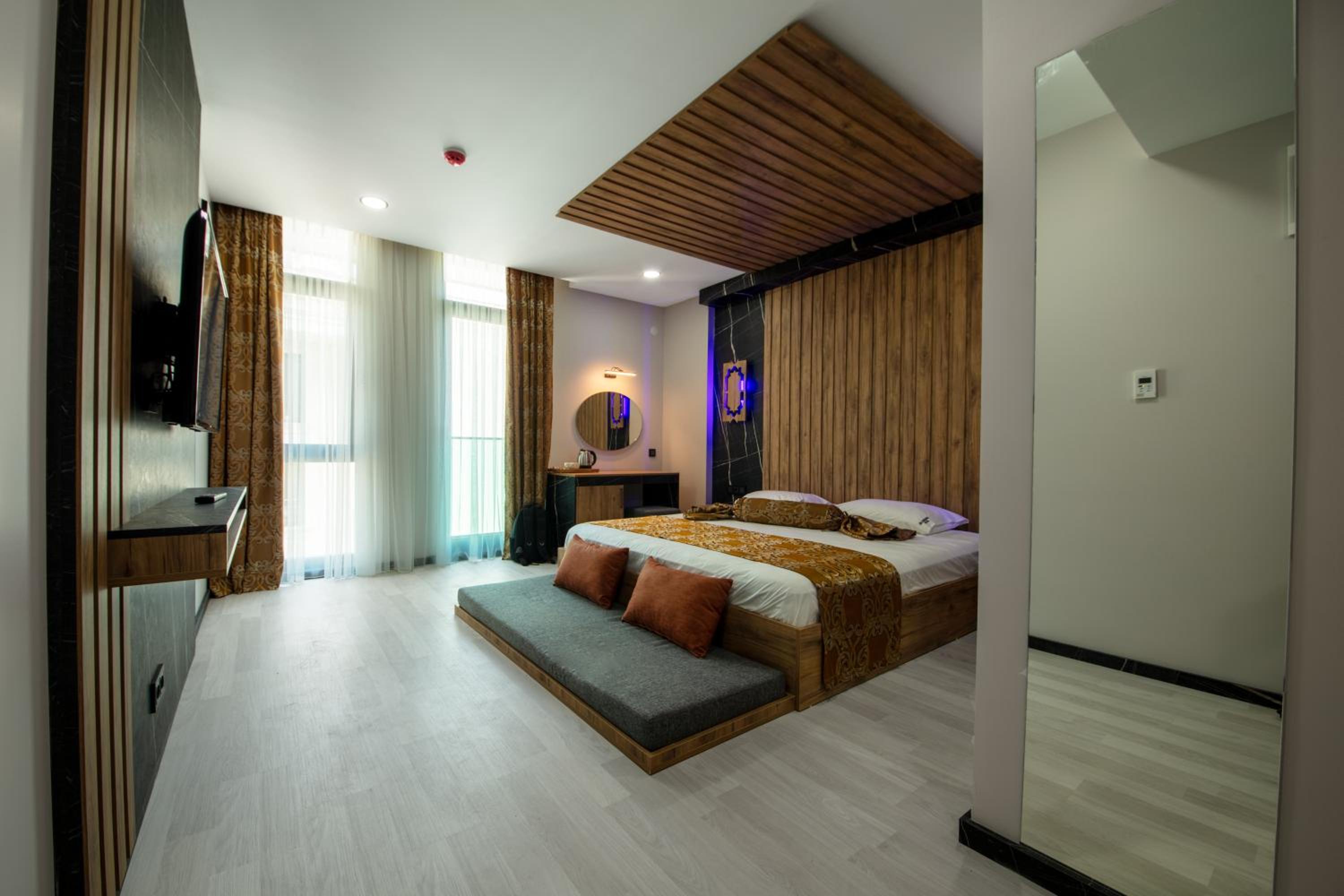 Standard Double Room - Photo 1