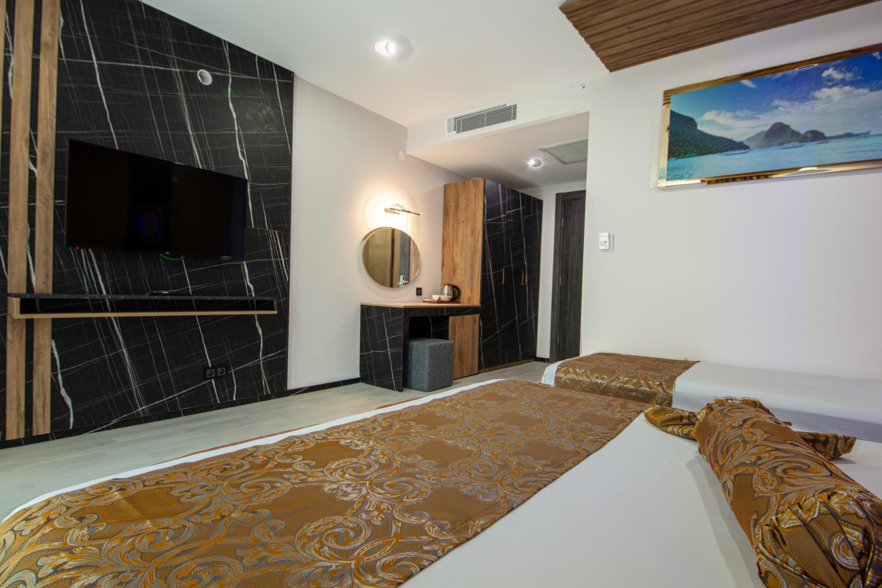 Superior Double Room - Photo 8