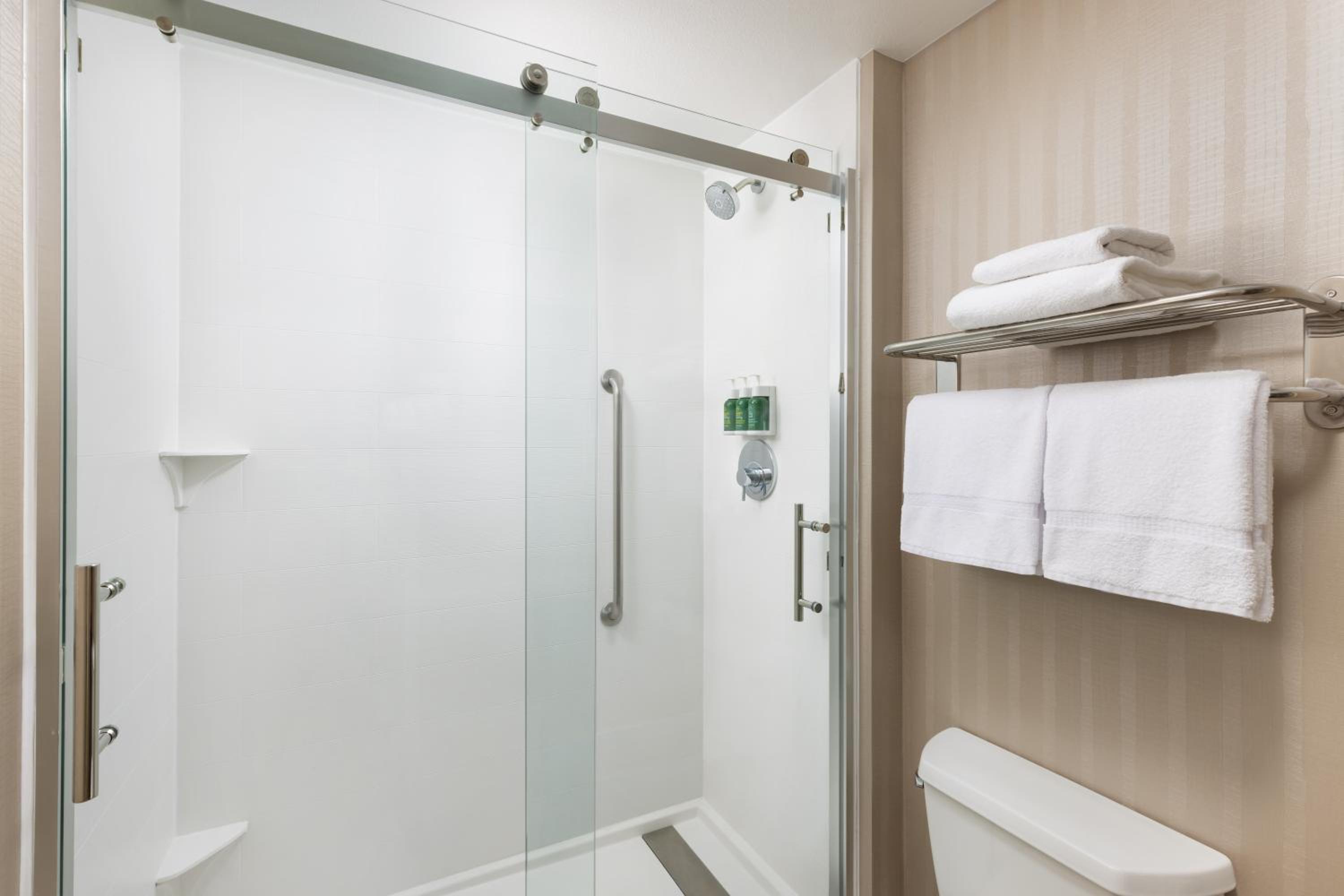 Double Suite with Two Double Beds - Photo 8