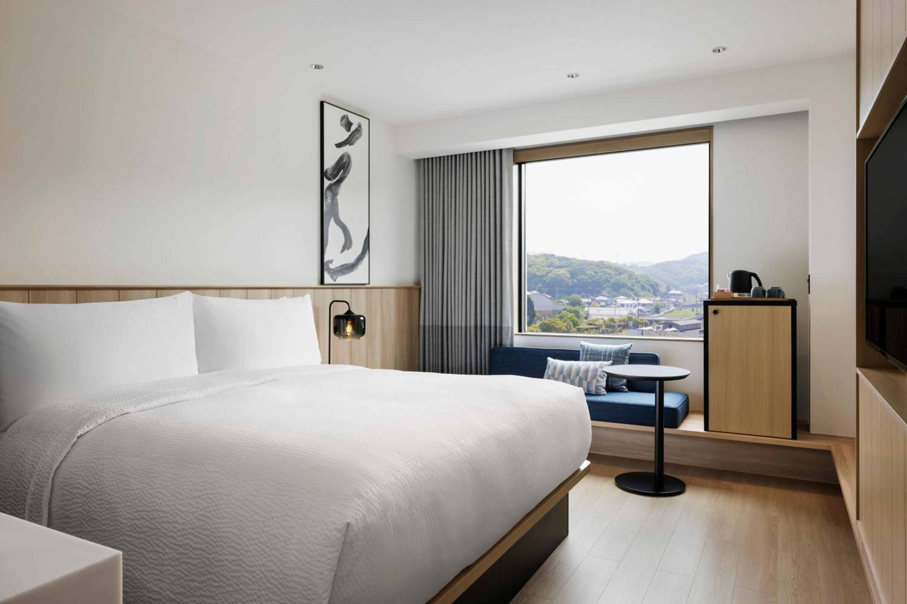 Standard King Room