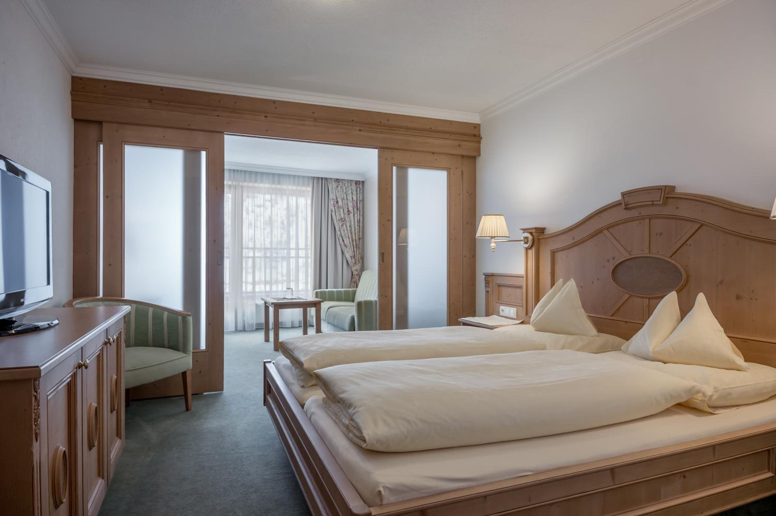 Deluxe Double Room - Photo 1