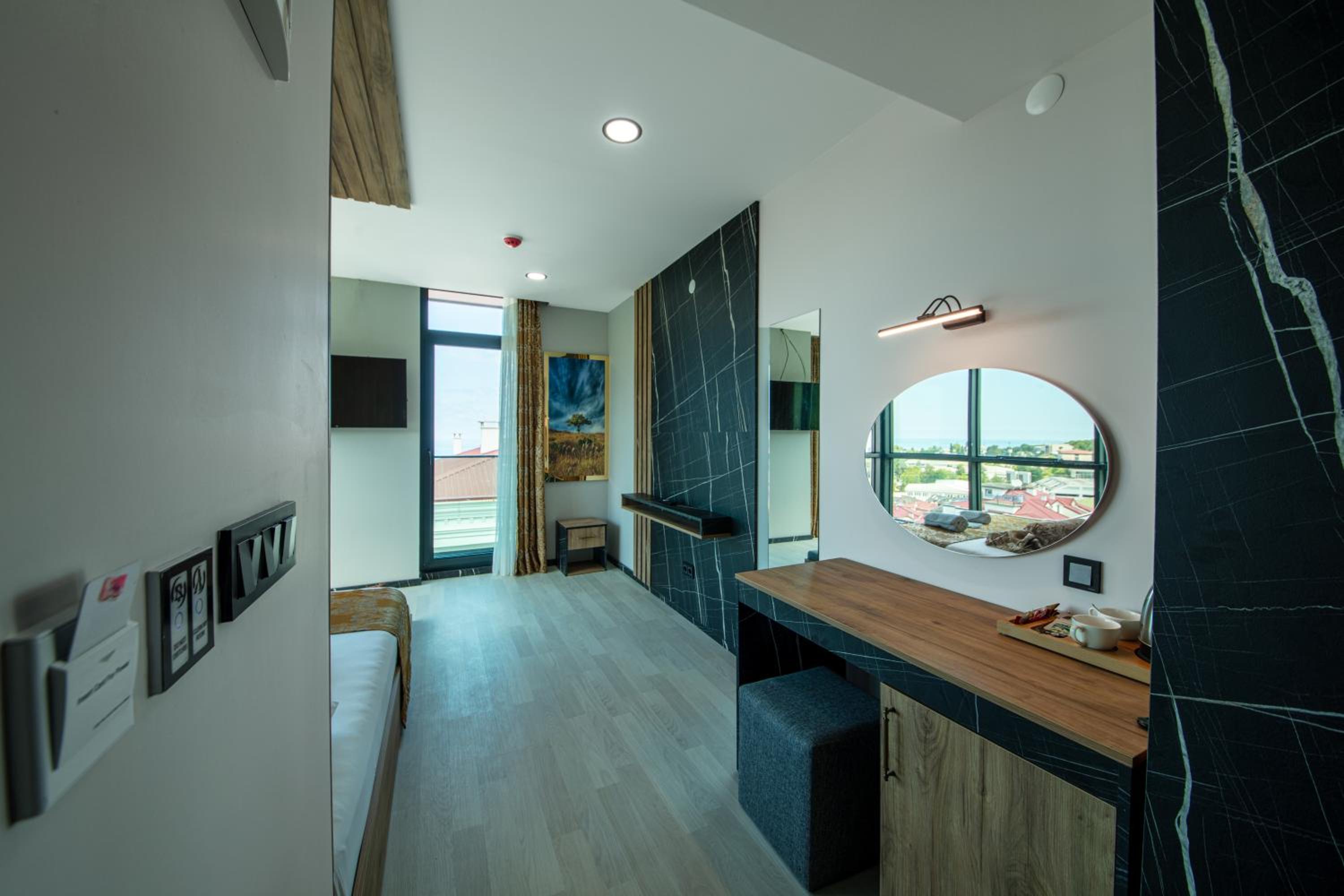 Double Room - Photo 13