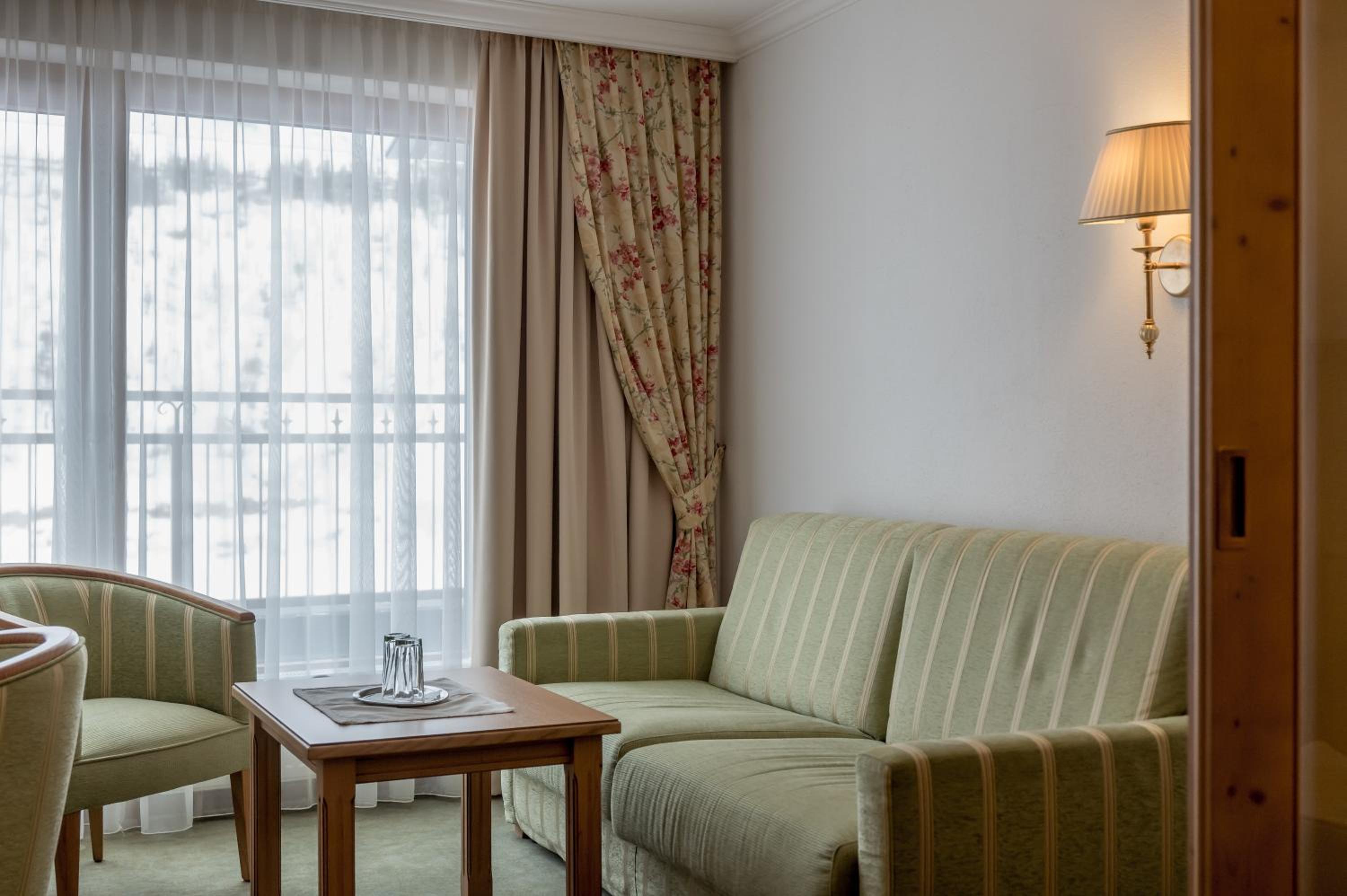 Deluxe Double Room - Photo 3