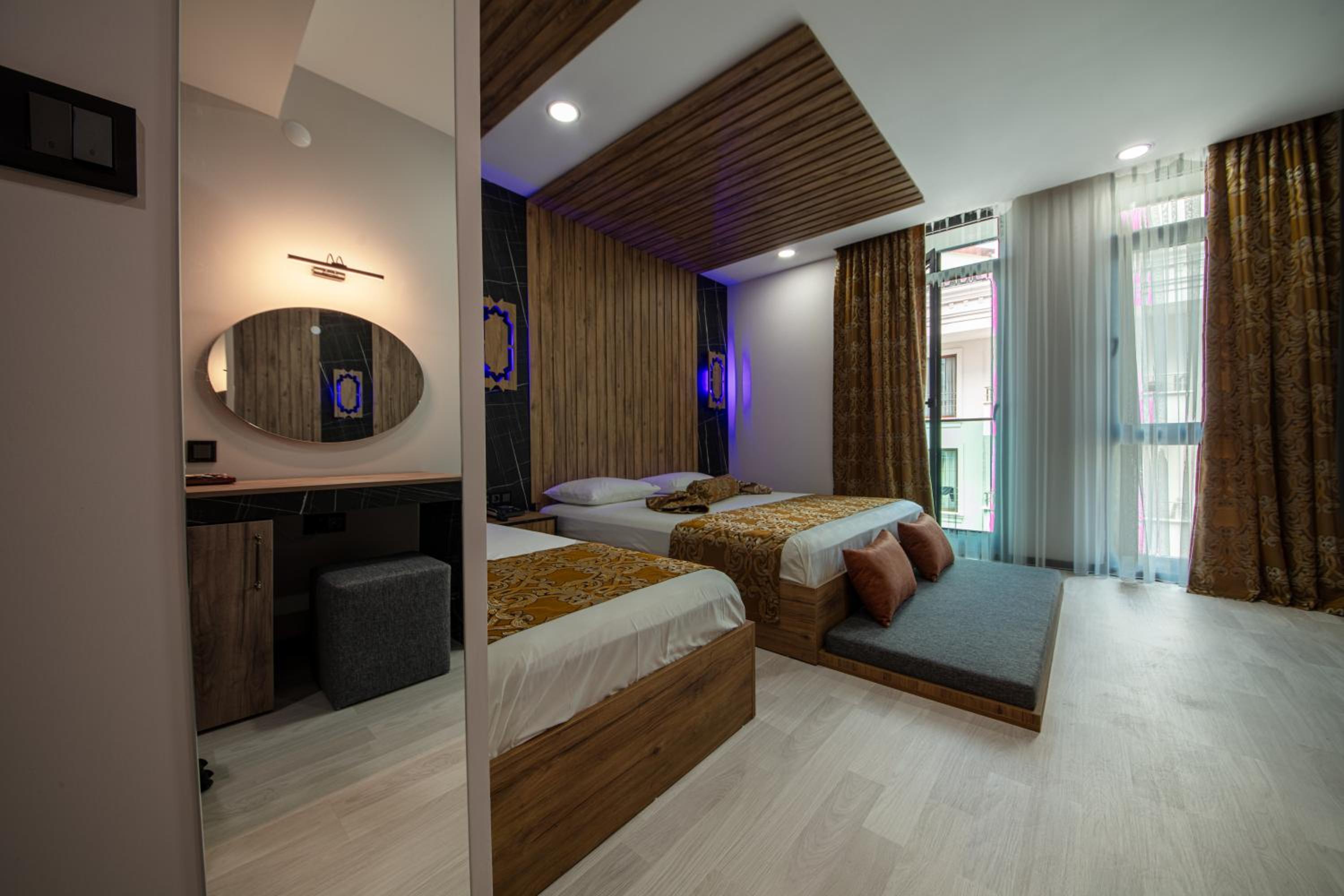 Superior Double Room - Photo 11