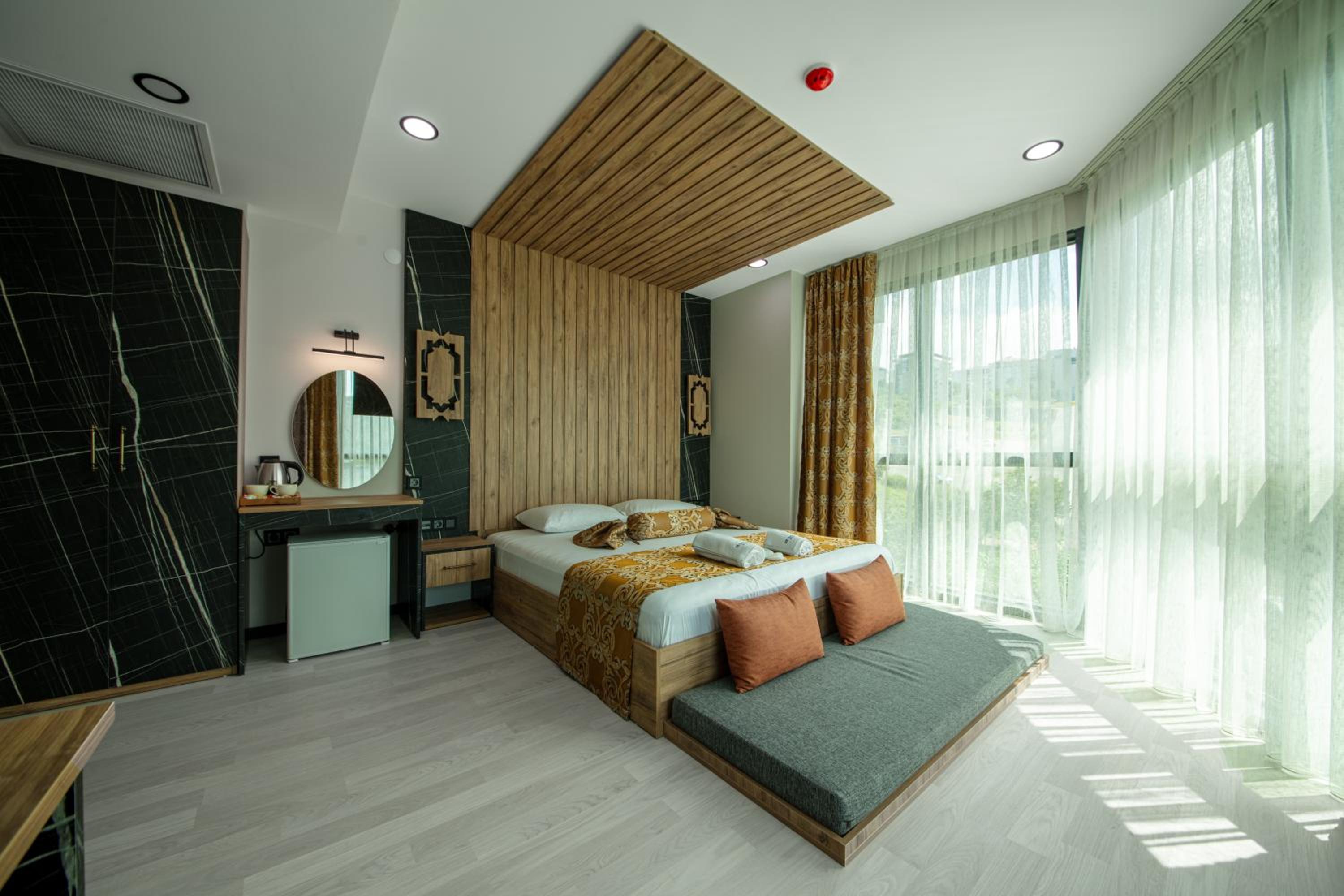 Double Room - Photo 14
