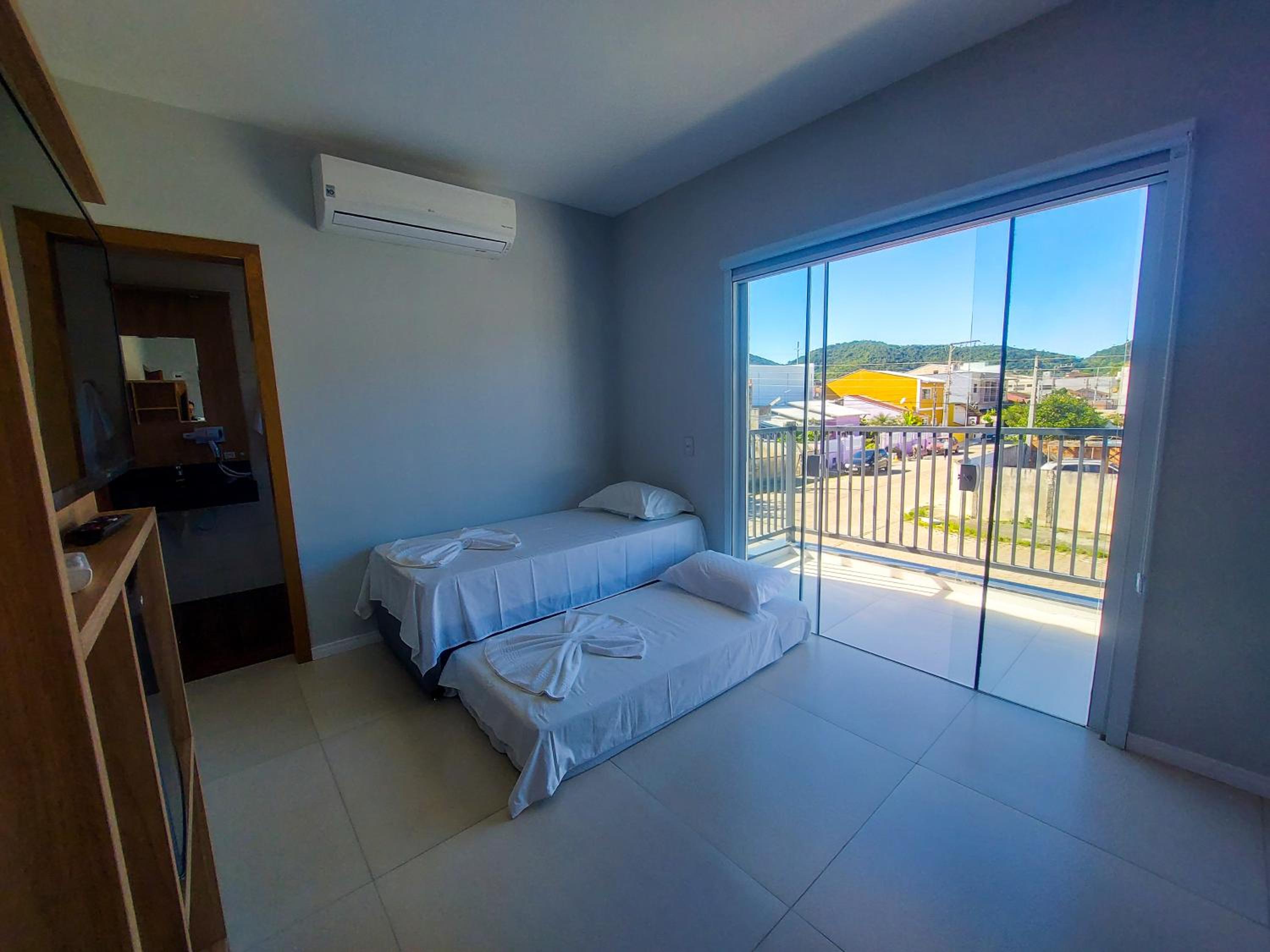 Suite with Balcony photo 1