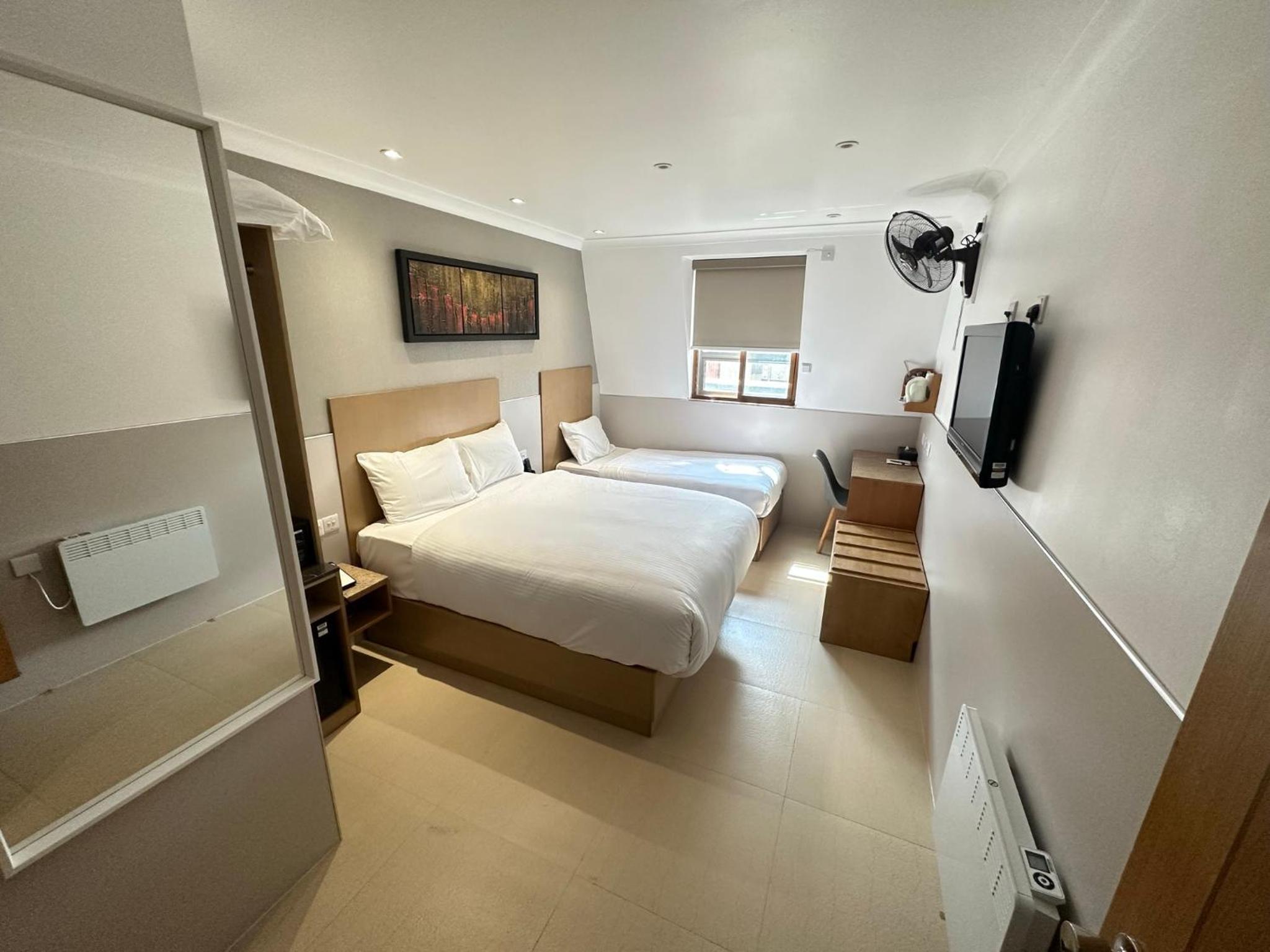Twin Room photo 1