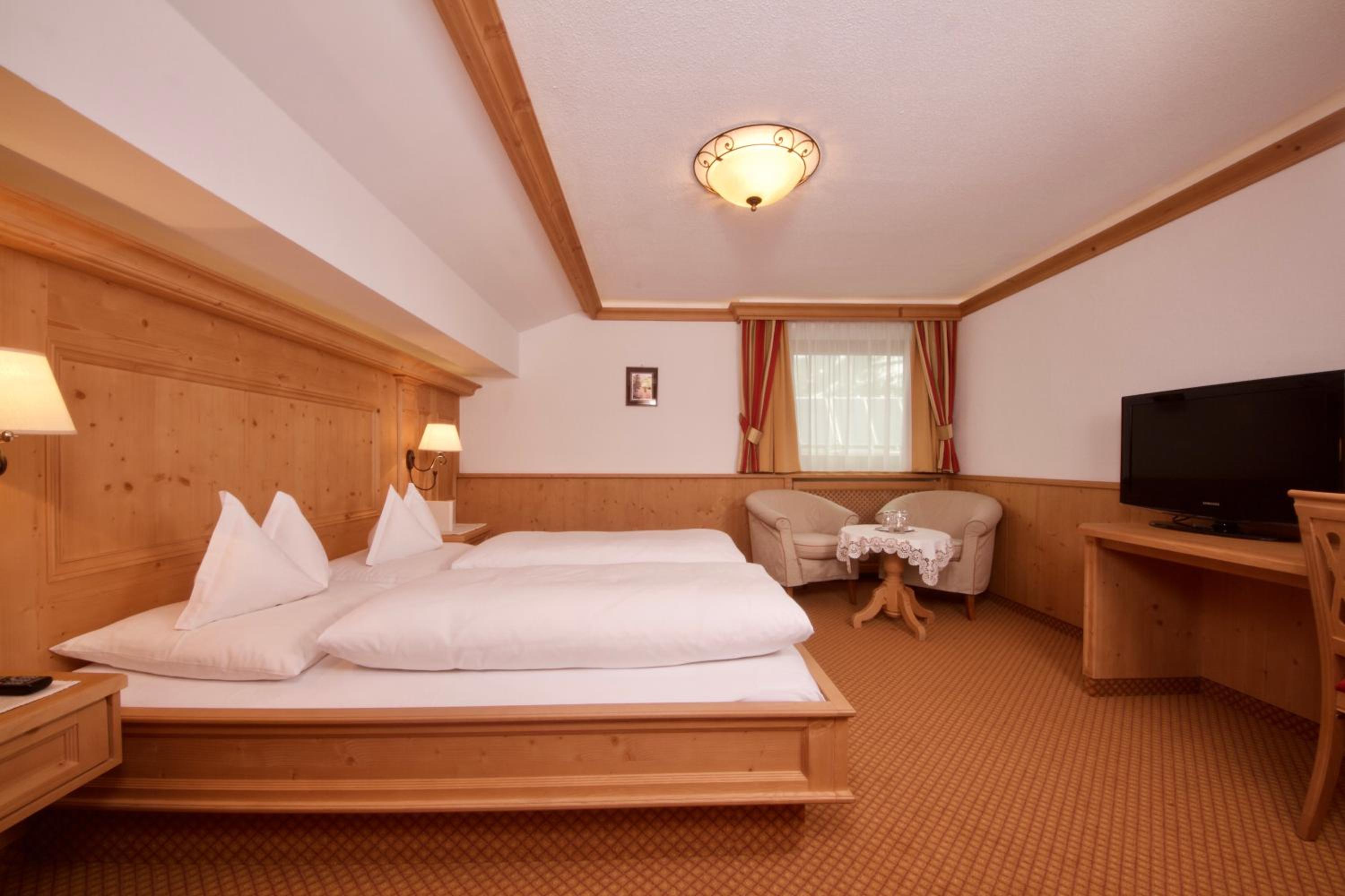 Family Suite - Photo 7