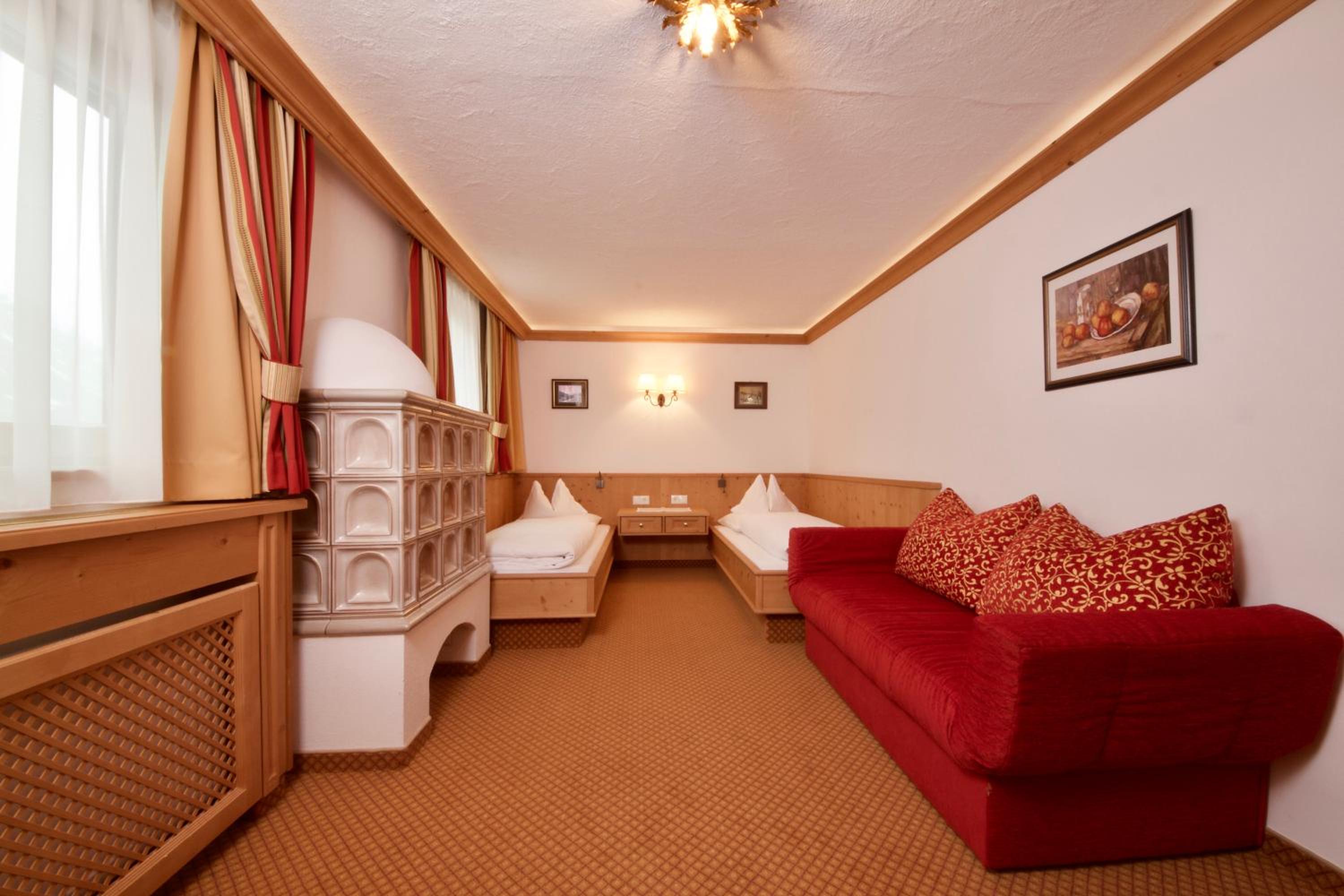 Family Suite - Photo 6
