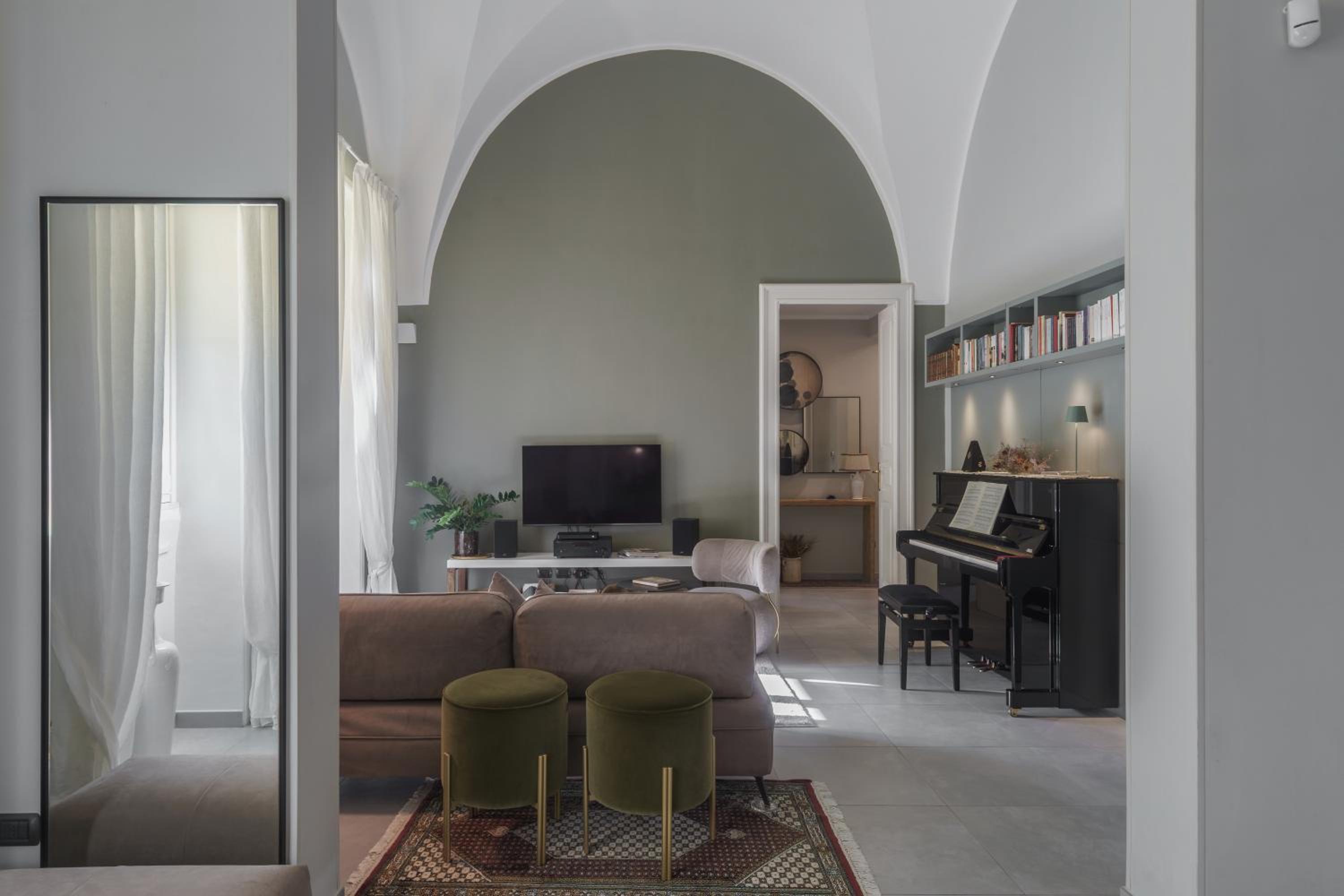 Deluxe Apartment