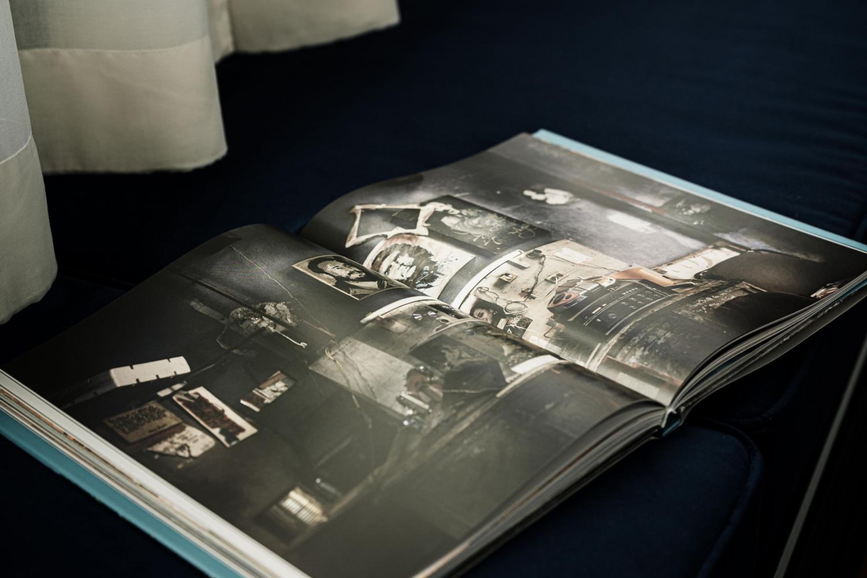 Premium Executive King Room - Photo 14