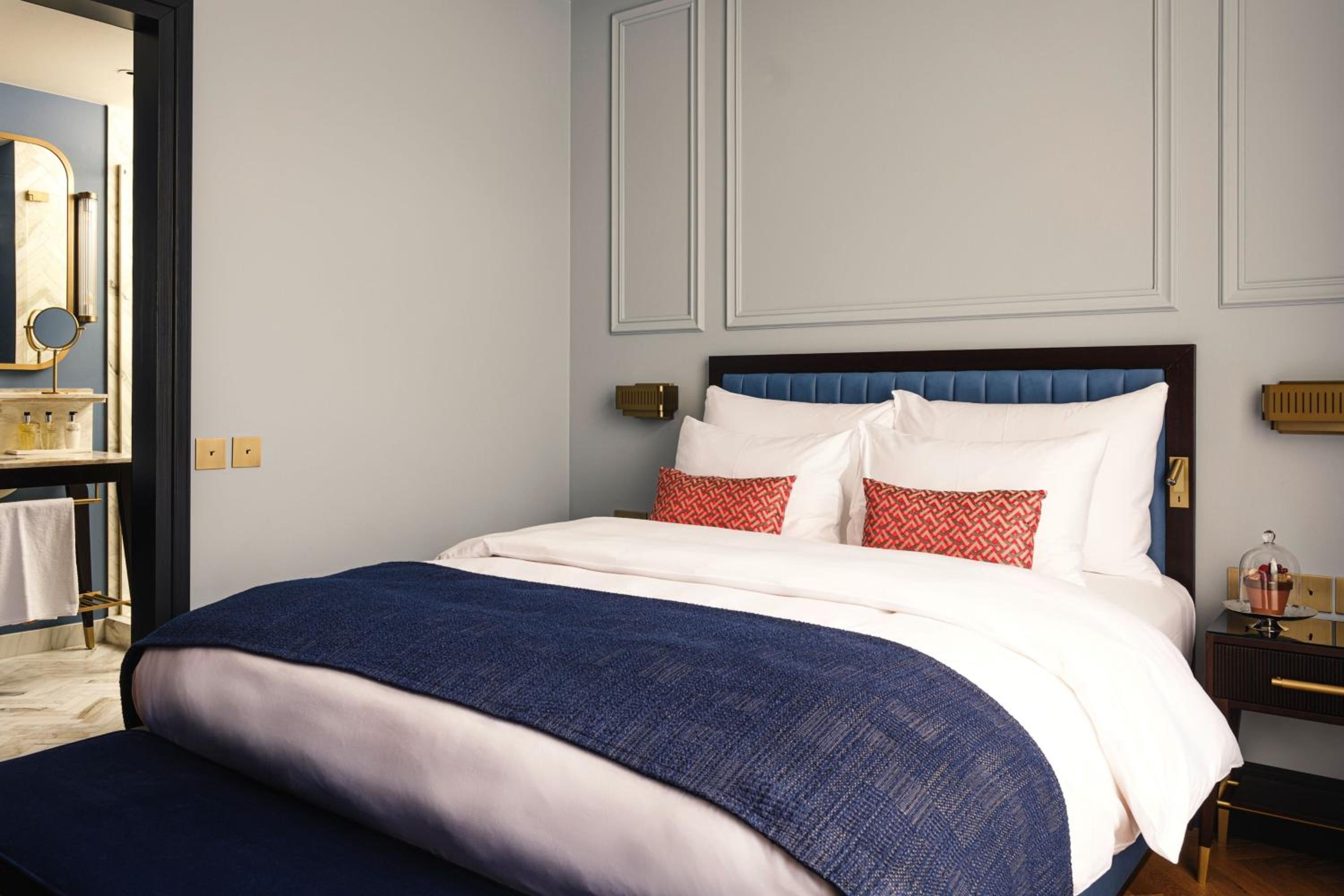 Small Standard Single Room