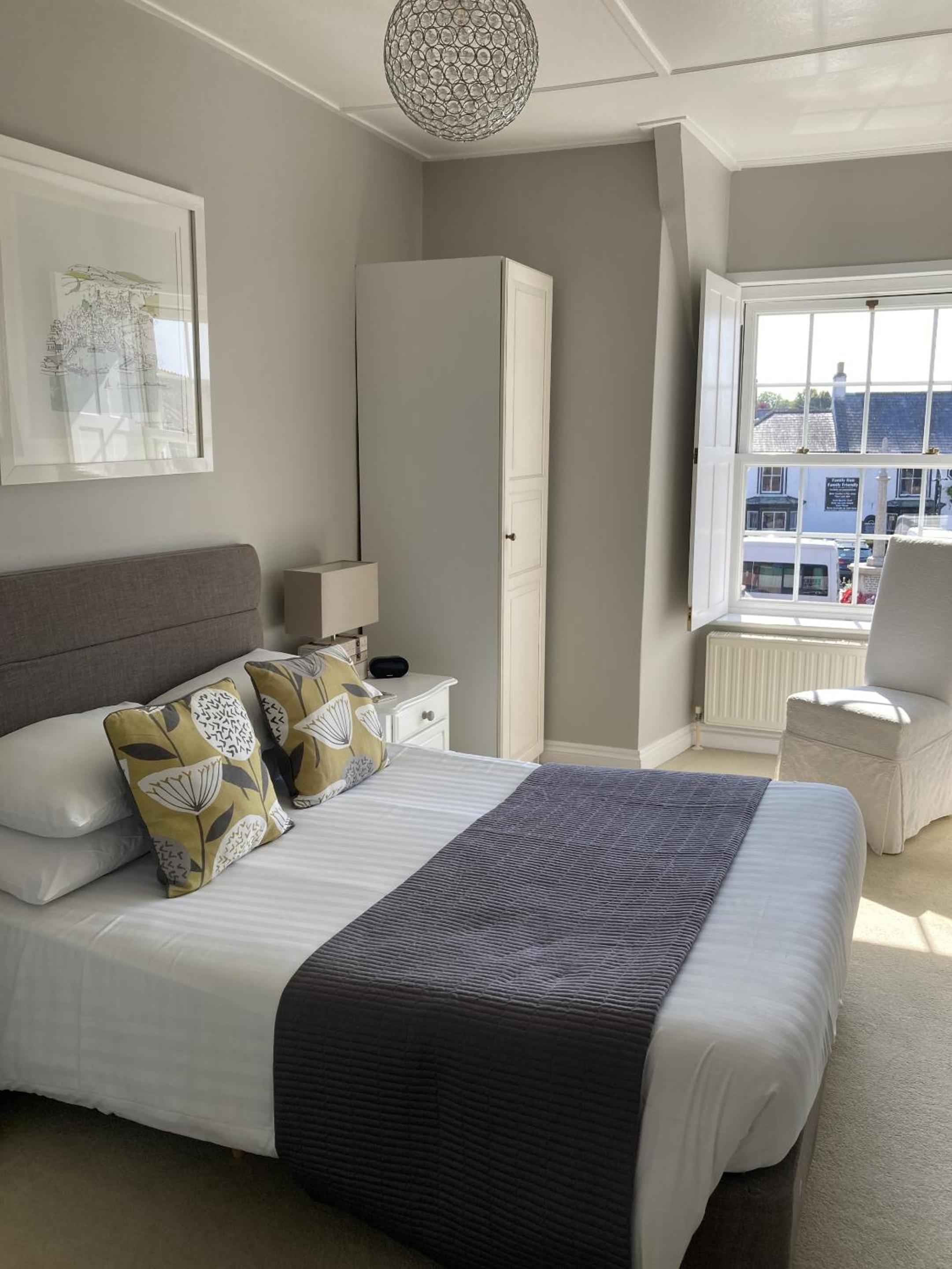 Small Double Room photo 2