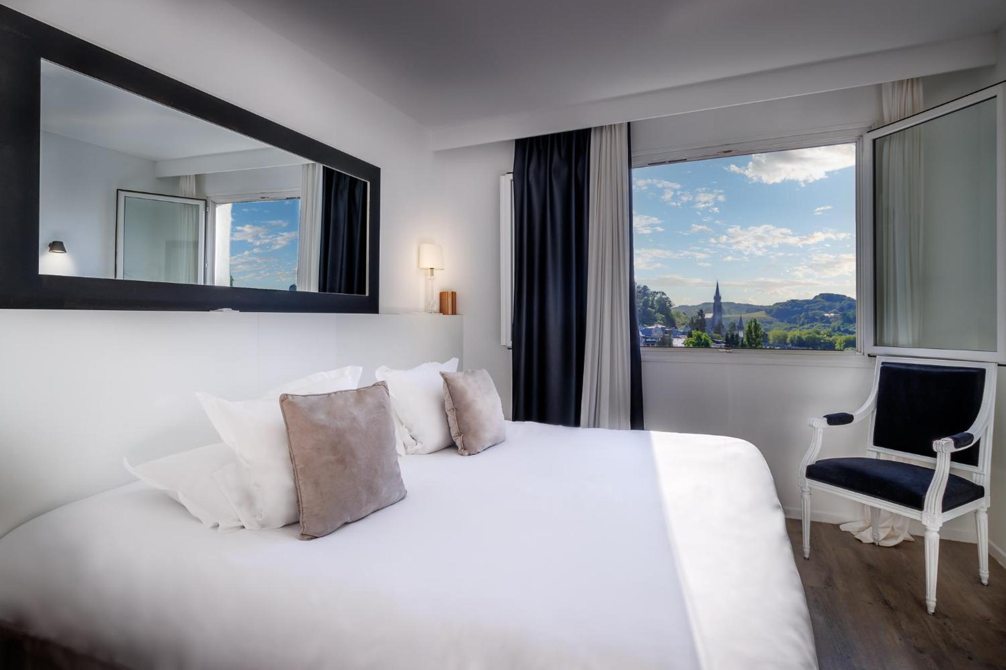 King Room with Sanctuary View and Free Spa access  - Photo 3