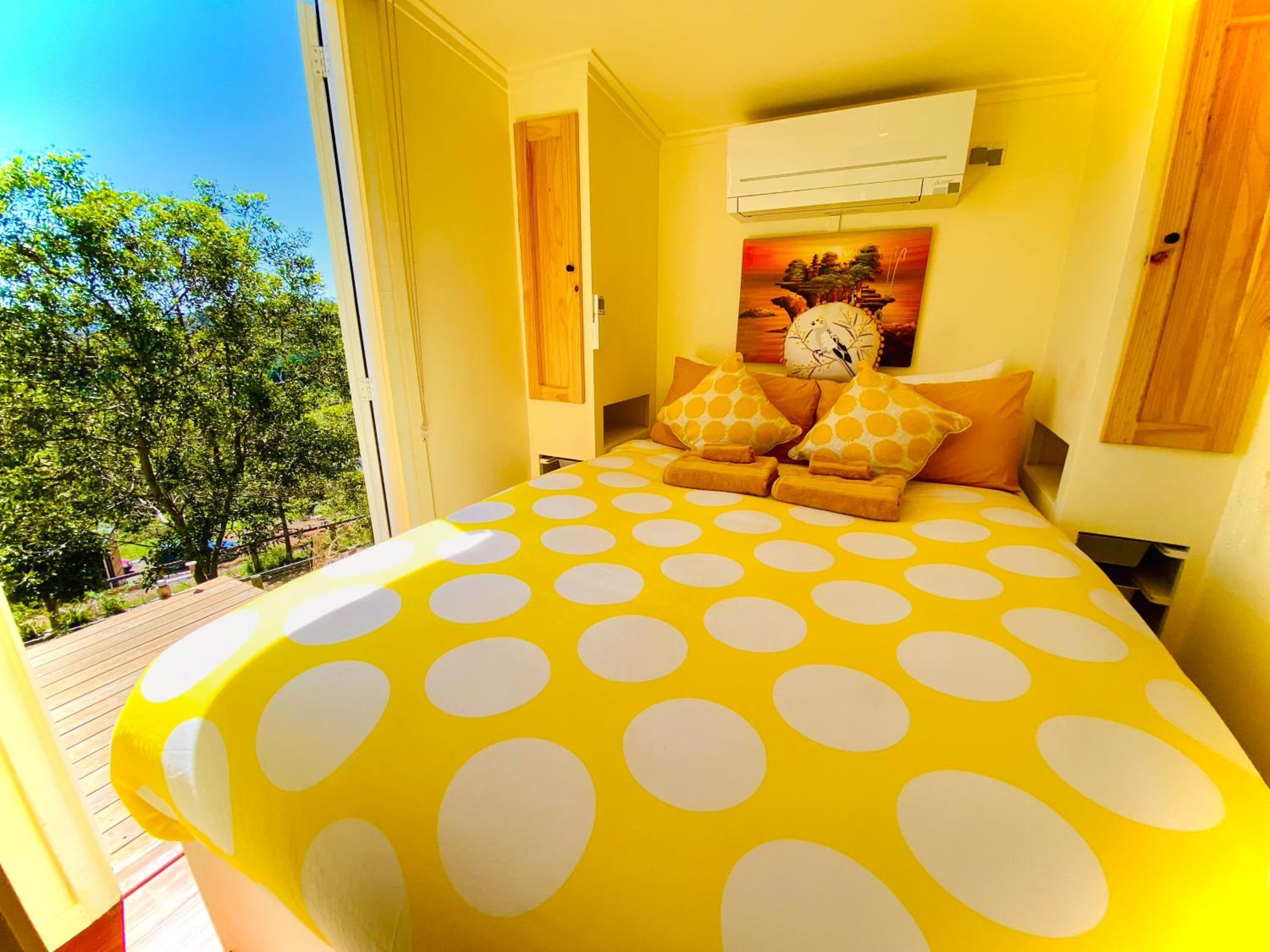 One-Bedroom House photo 1