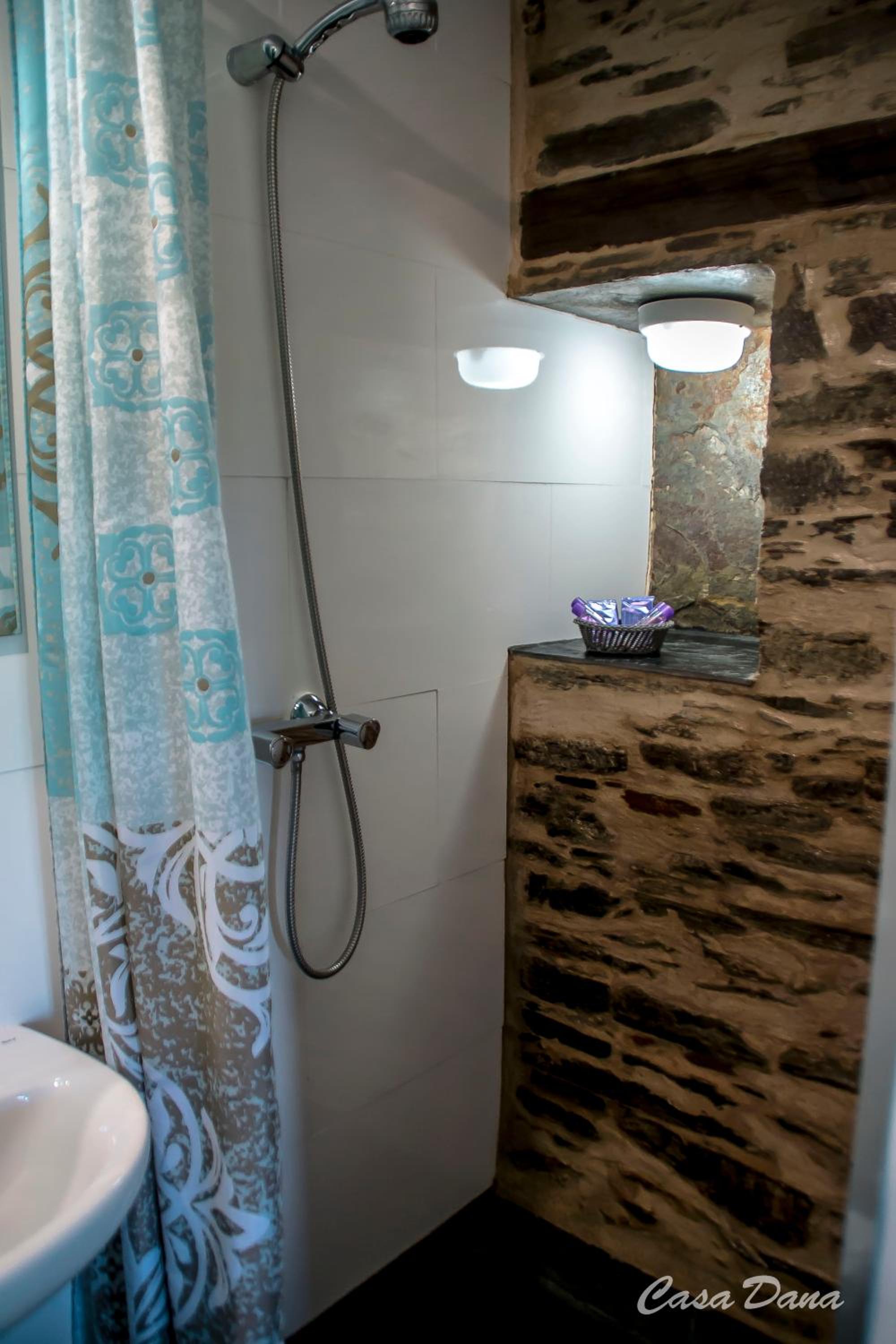 Habitación Doble con Baño Privado