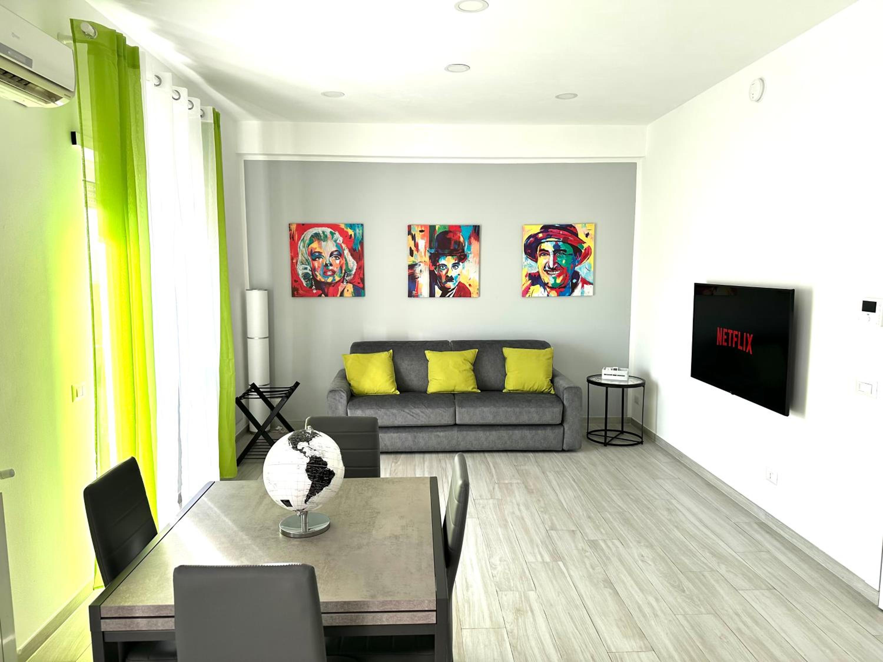 One-Bedroom Apartment