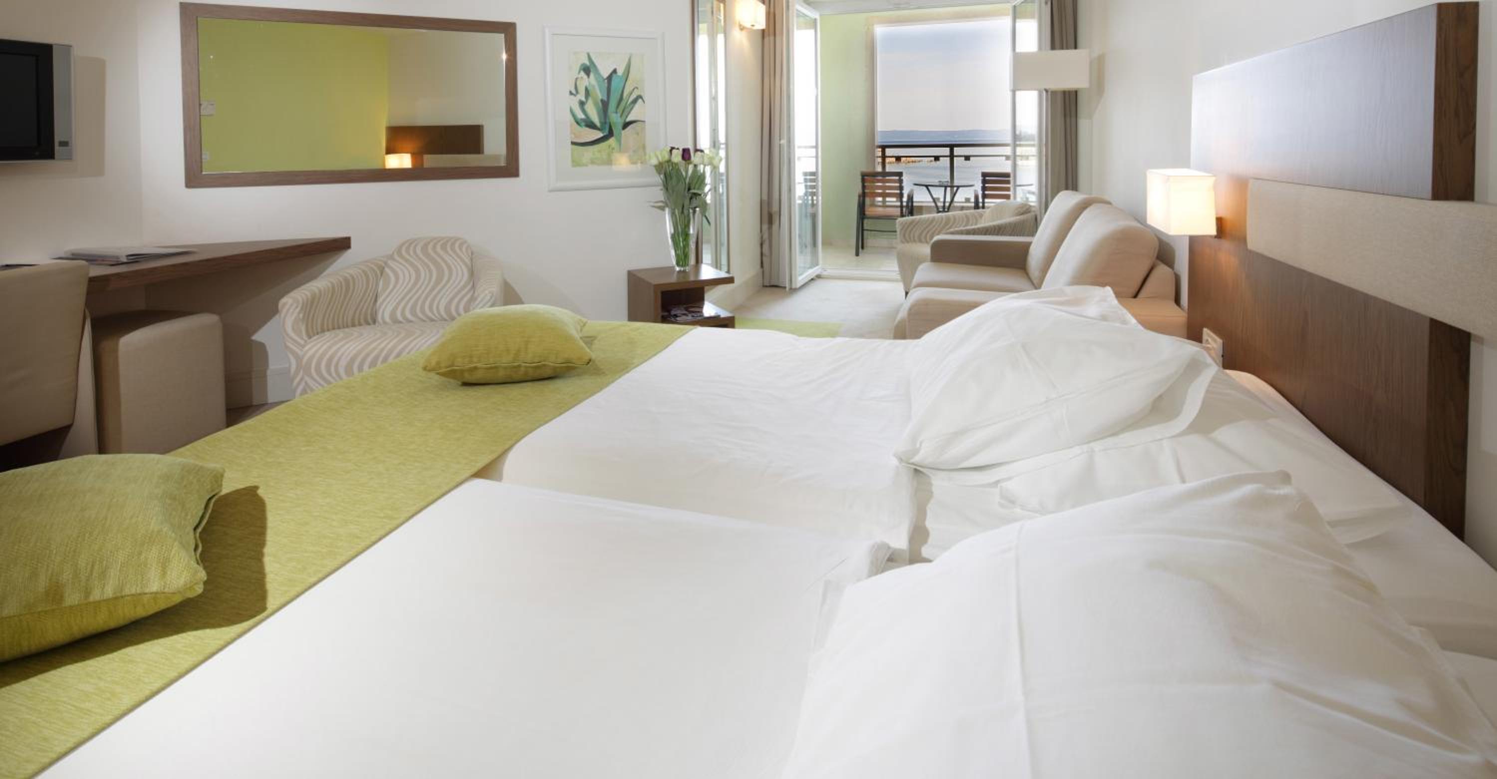 Superior Double Room with Balcony with Sea View - Photo 4