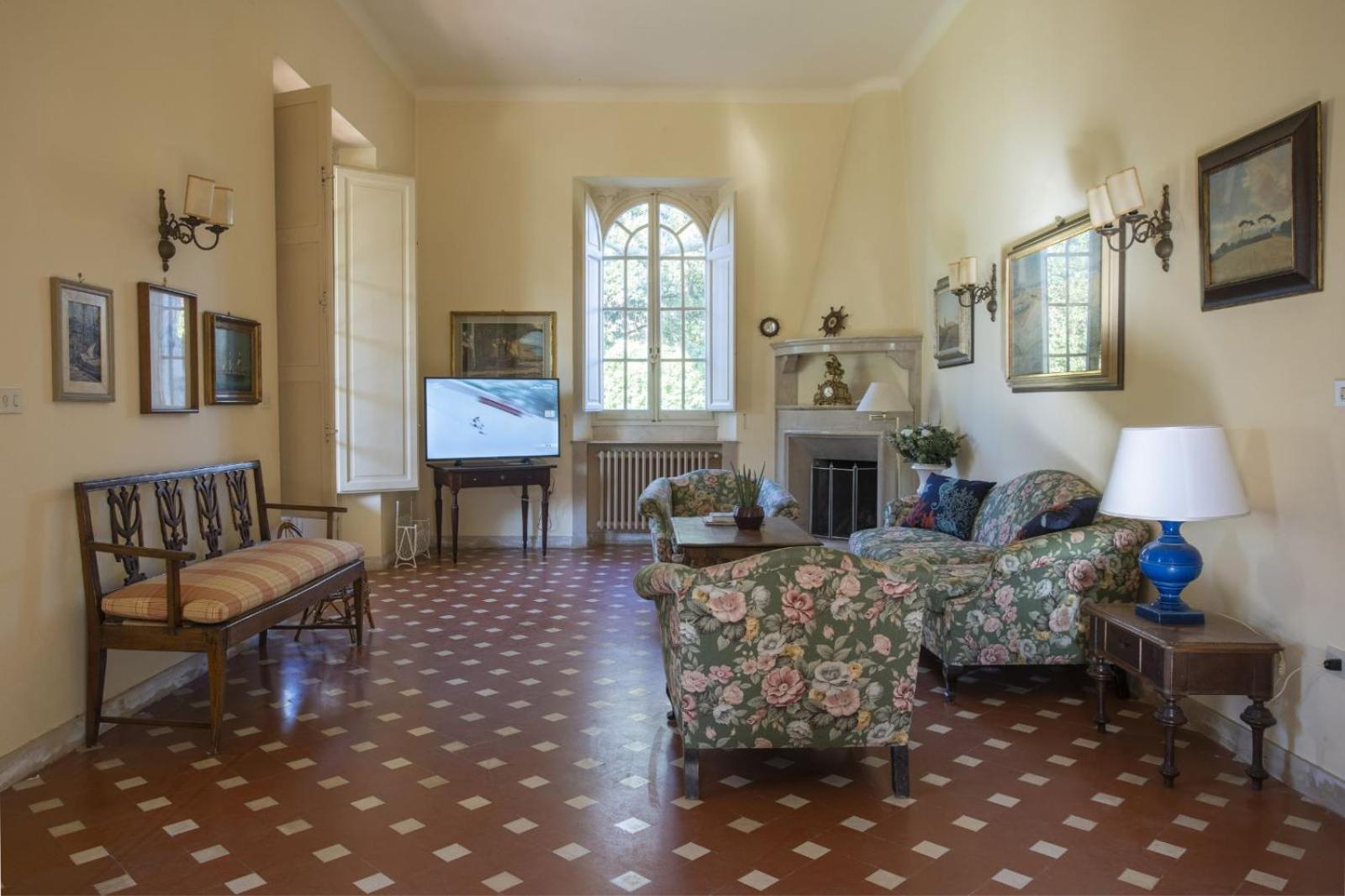 Villa photo 1