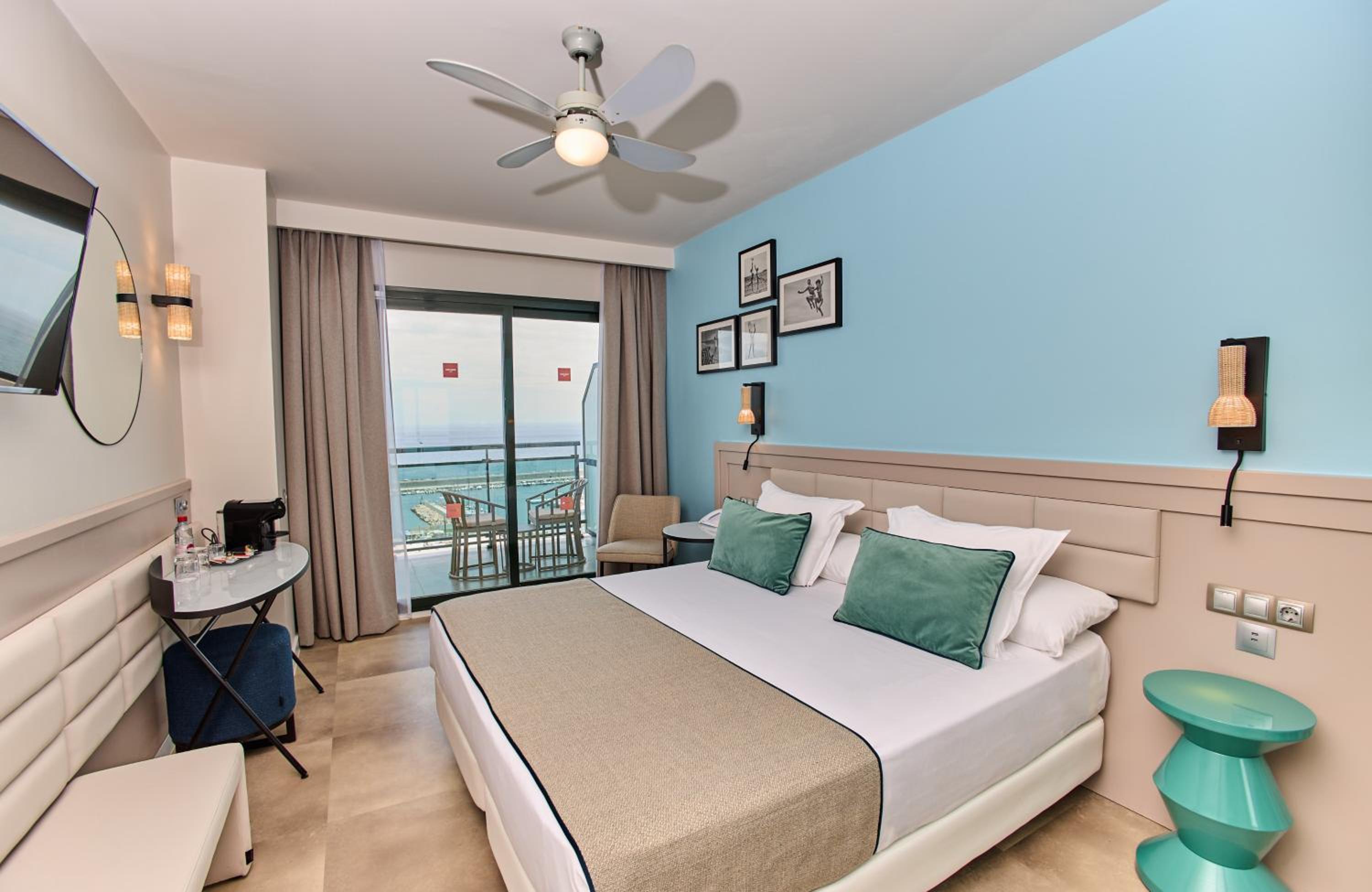 Deluxe Twin Sea View