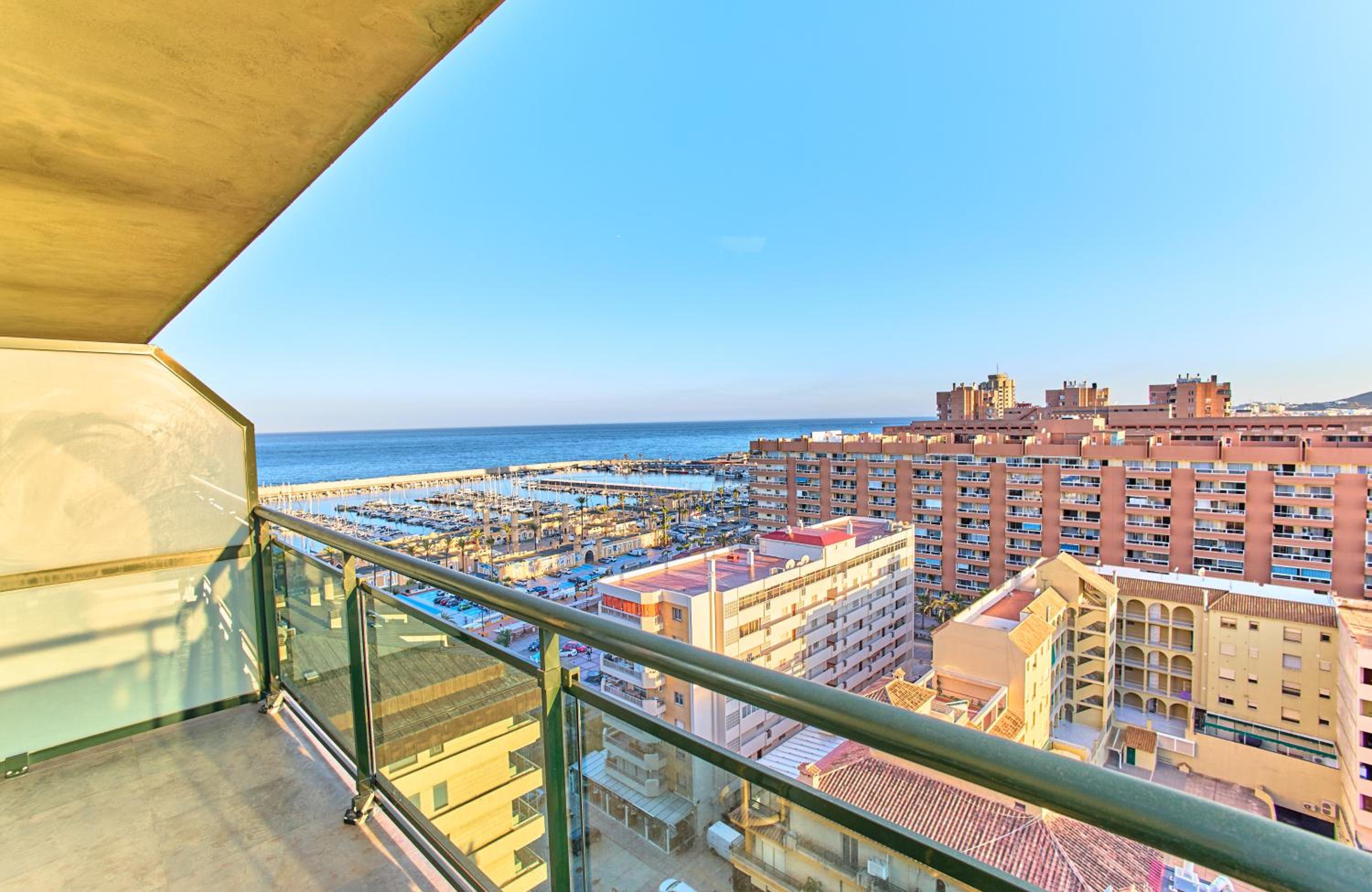 Superior Twin Room with Lateral Sea View