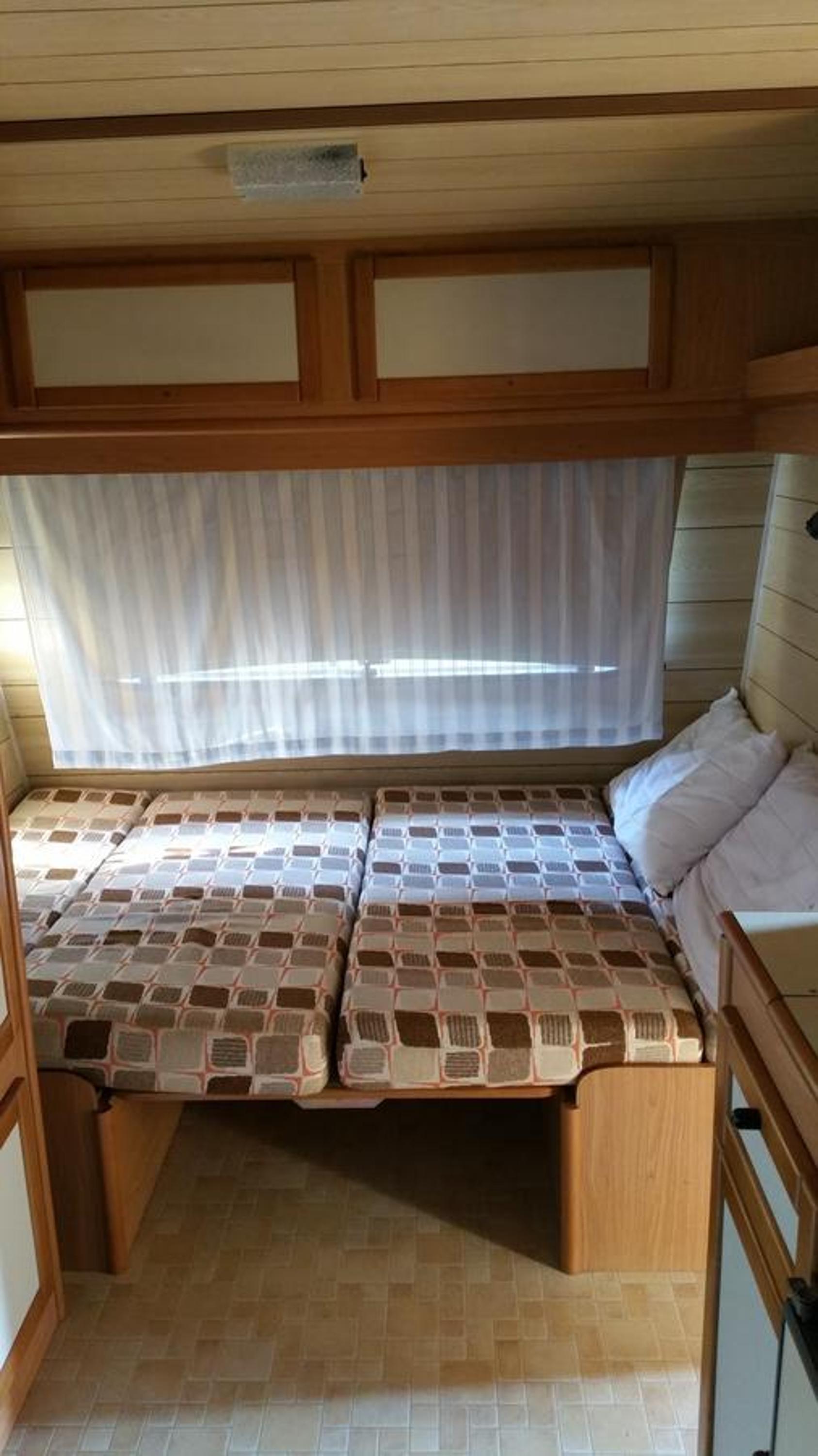 Caravan with Shared Bathroom