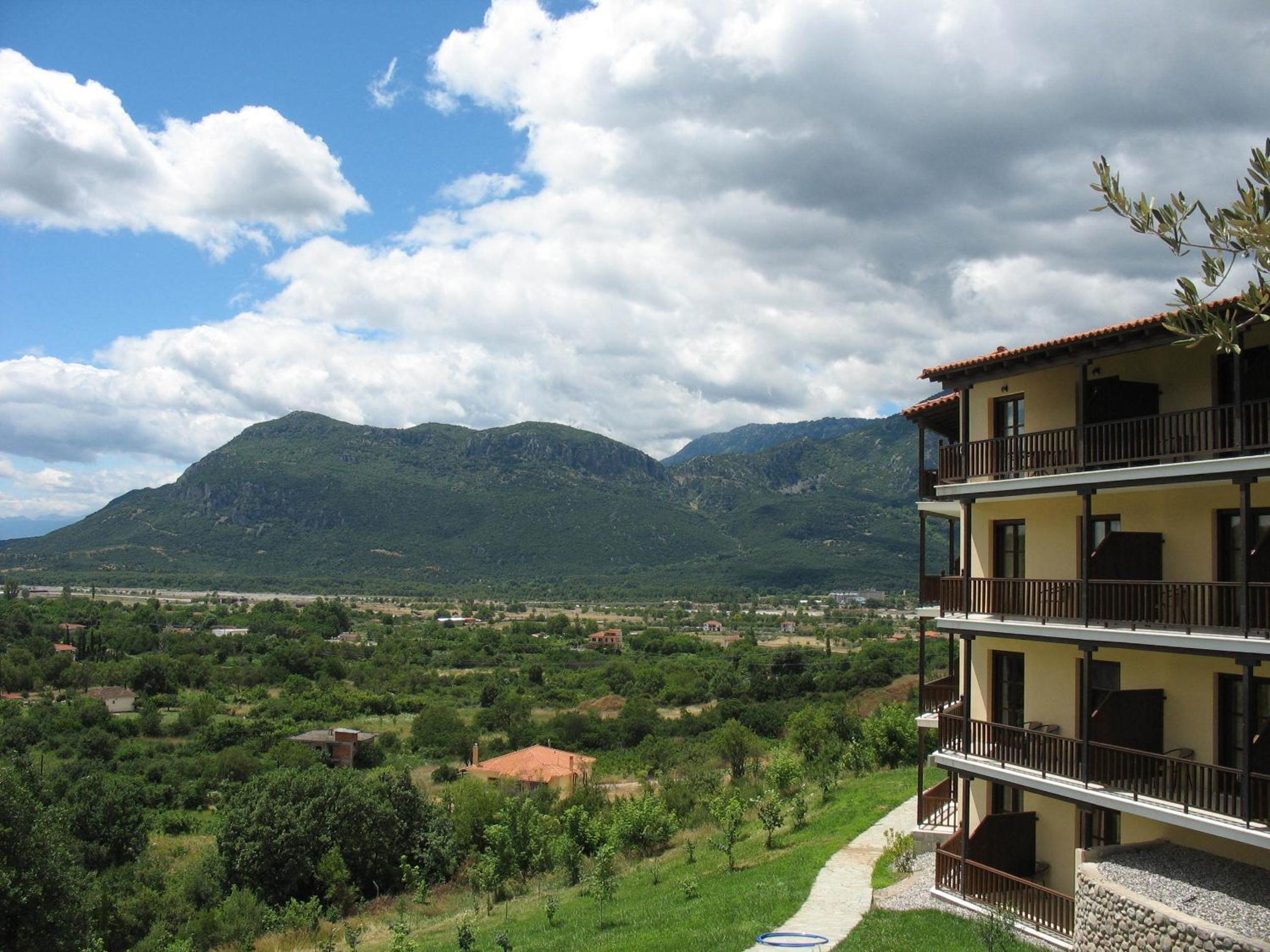 Quadruple Room with Garden View - Photo 4