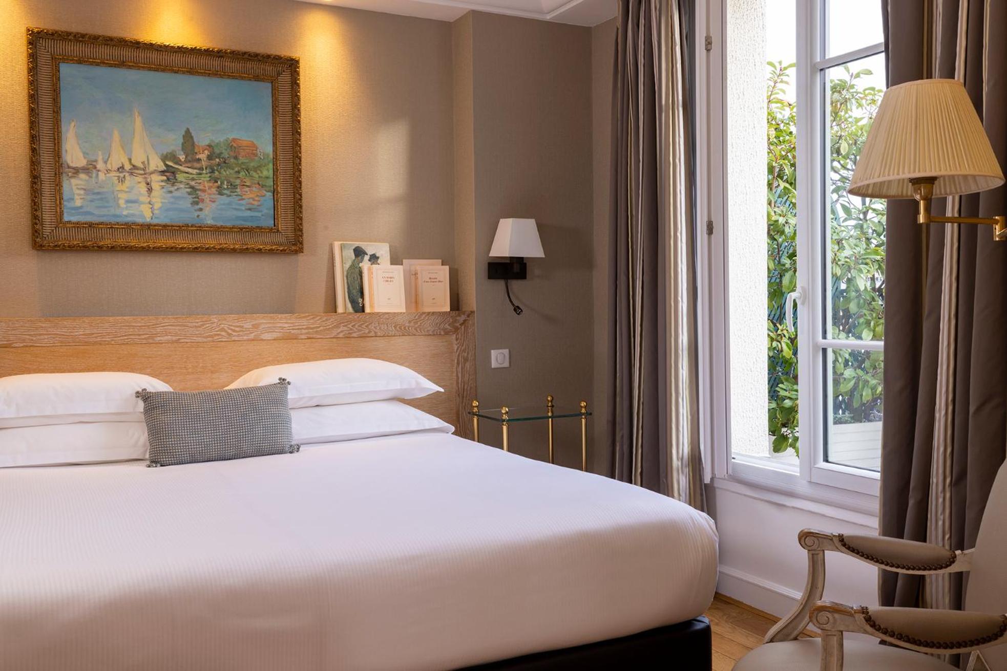 Suite - Photo 2