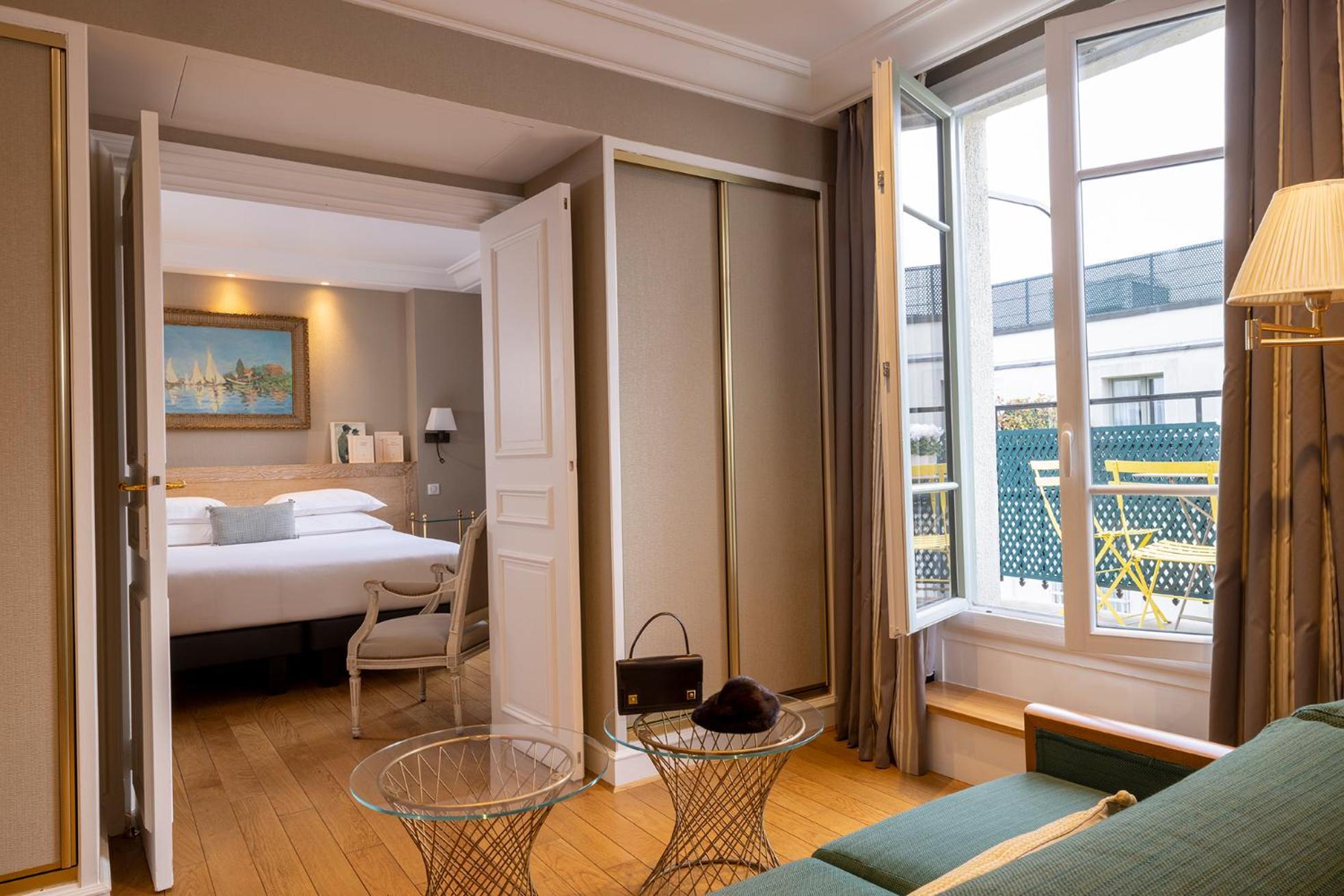 Suite - Photo 3