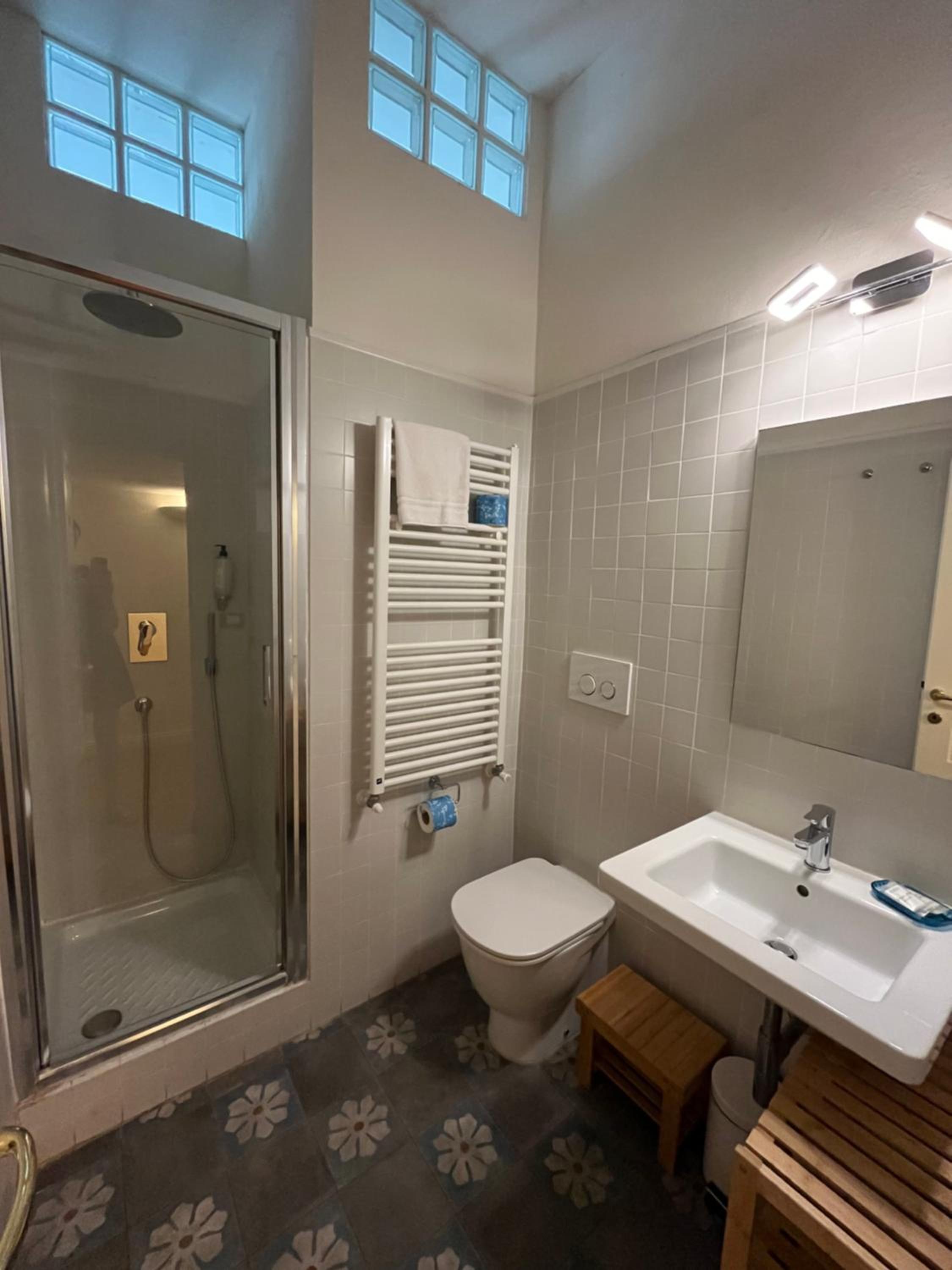 Double Room with Private External Bathroom photo 3