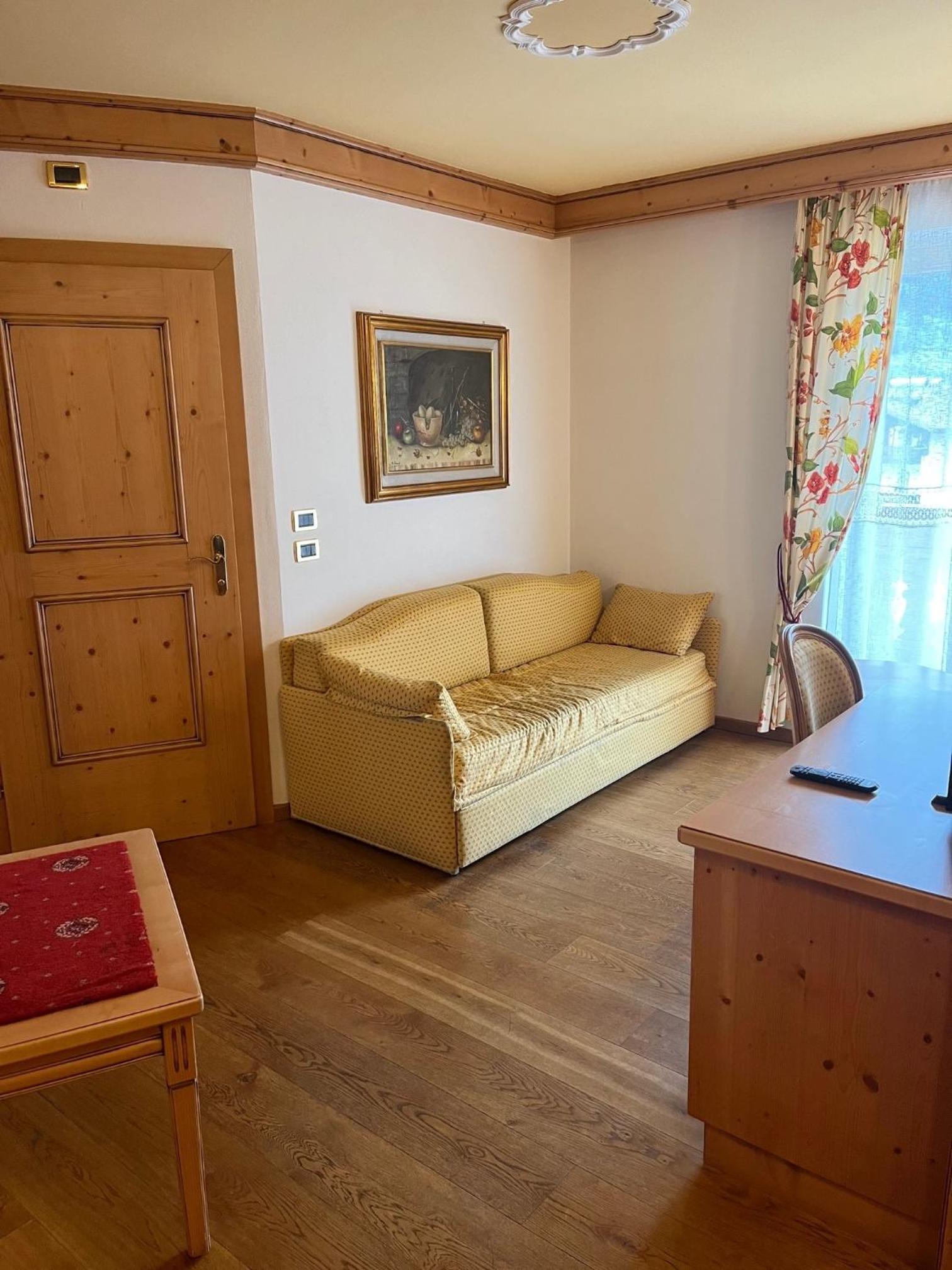 Junior Suite with Balcony