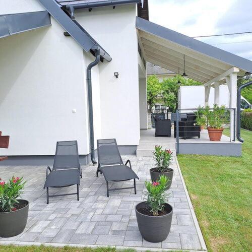 Three-Bedroom House photo 1