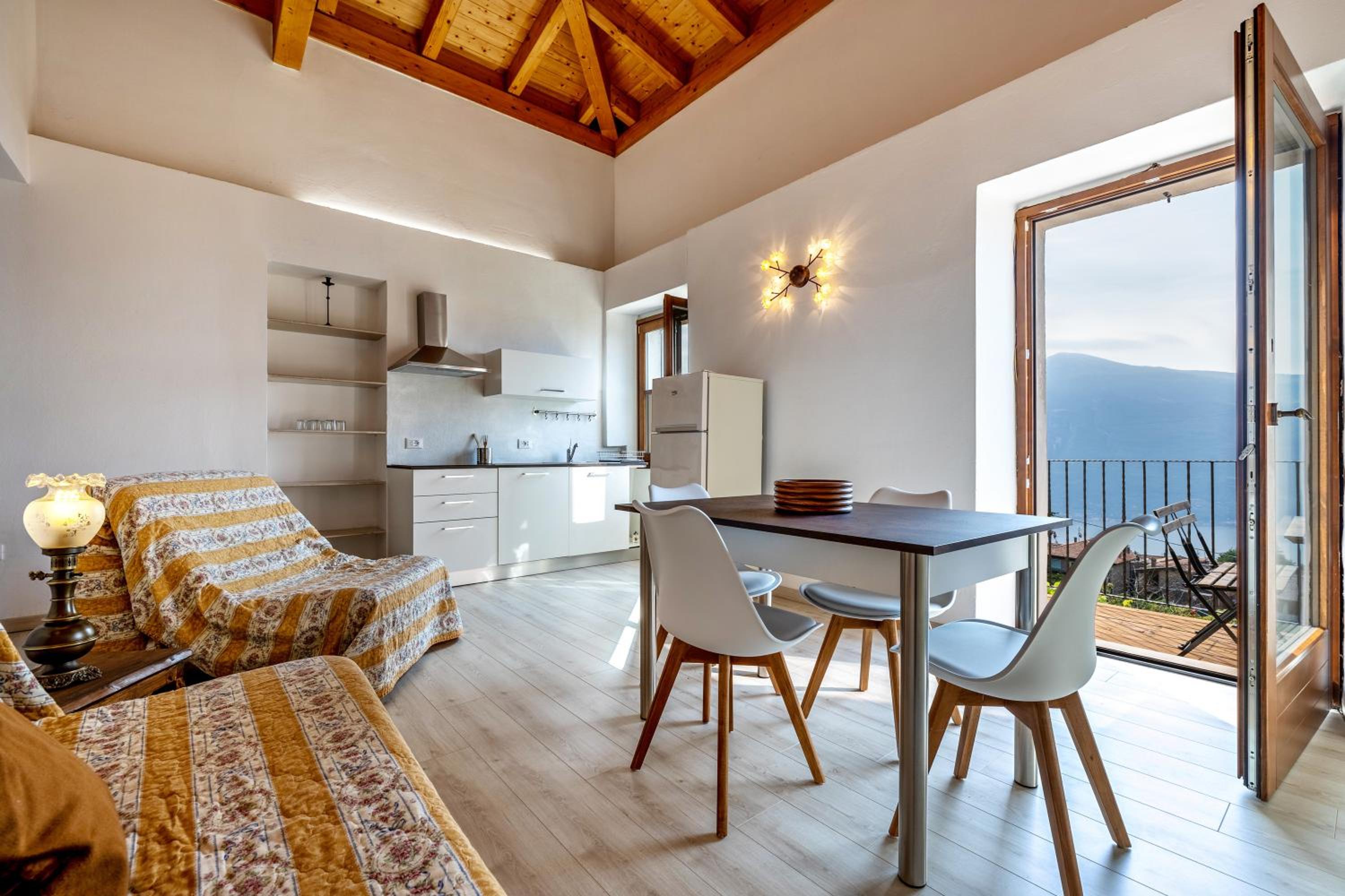 Superior One-Bedroom Apartment with Balcony photo 1