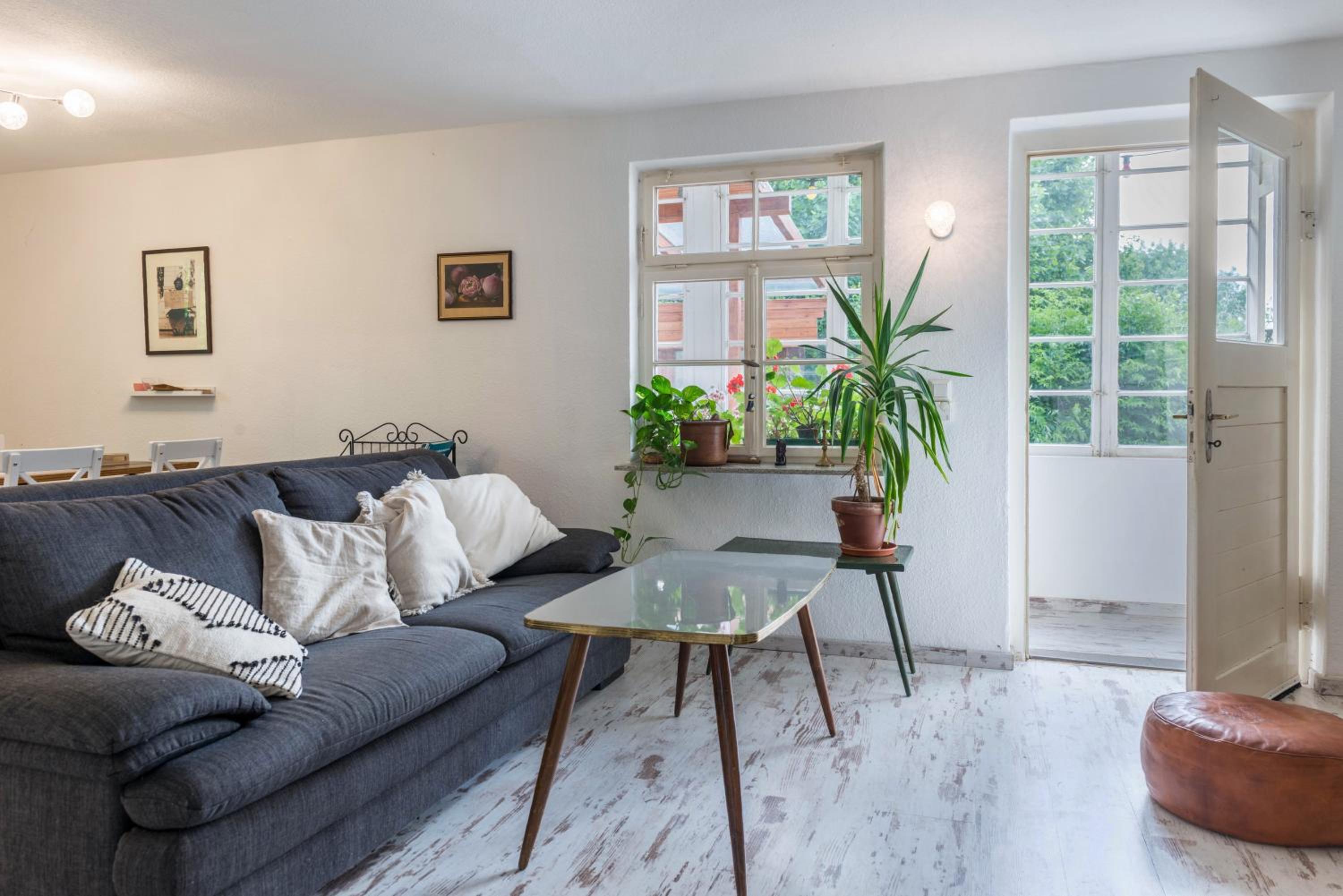 Two-Bedroom Deluxe Apartment with Garden View