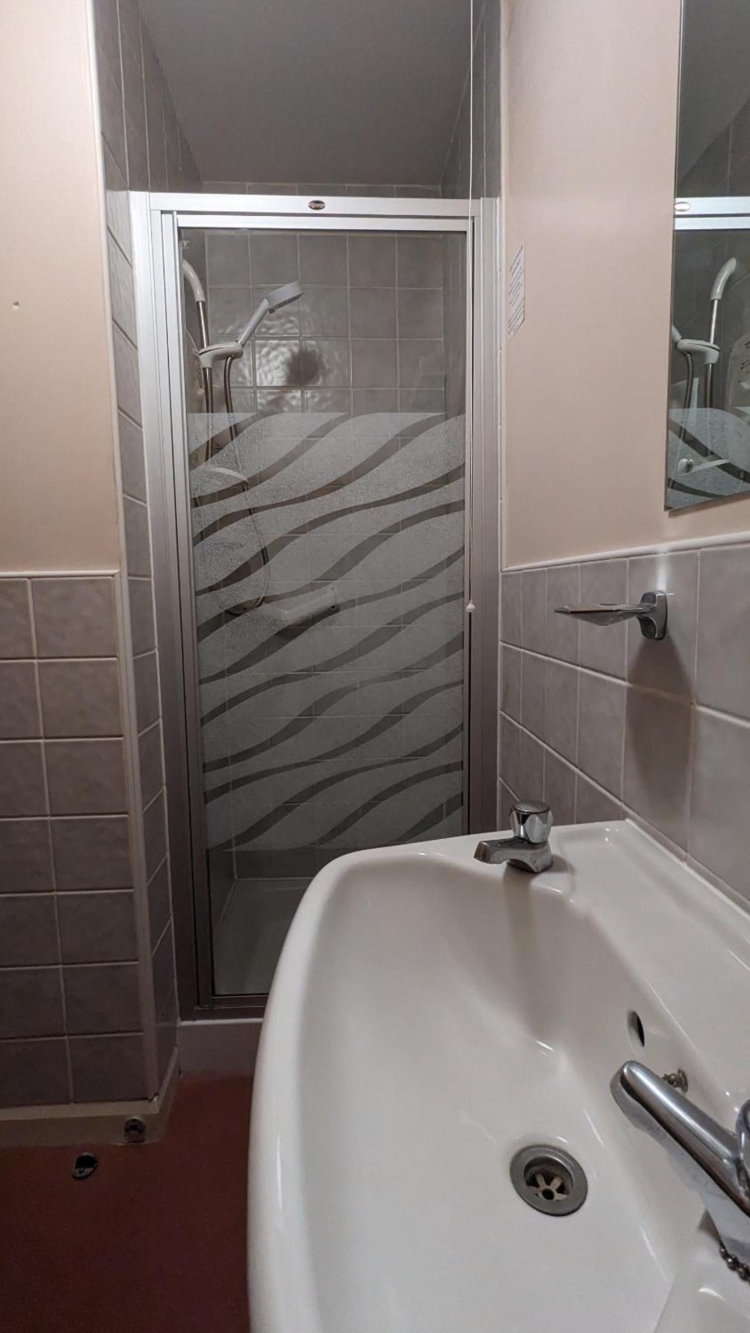 Budget Single Room photo 2