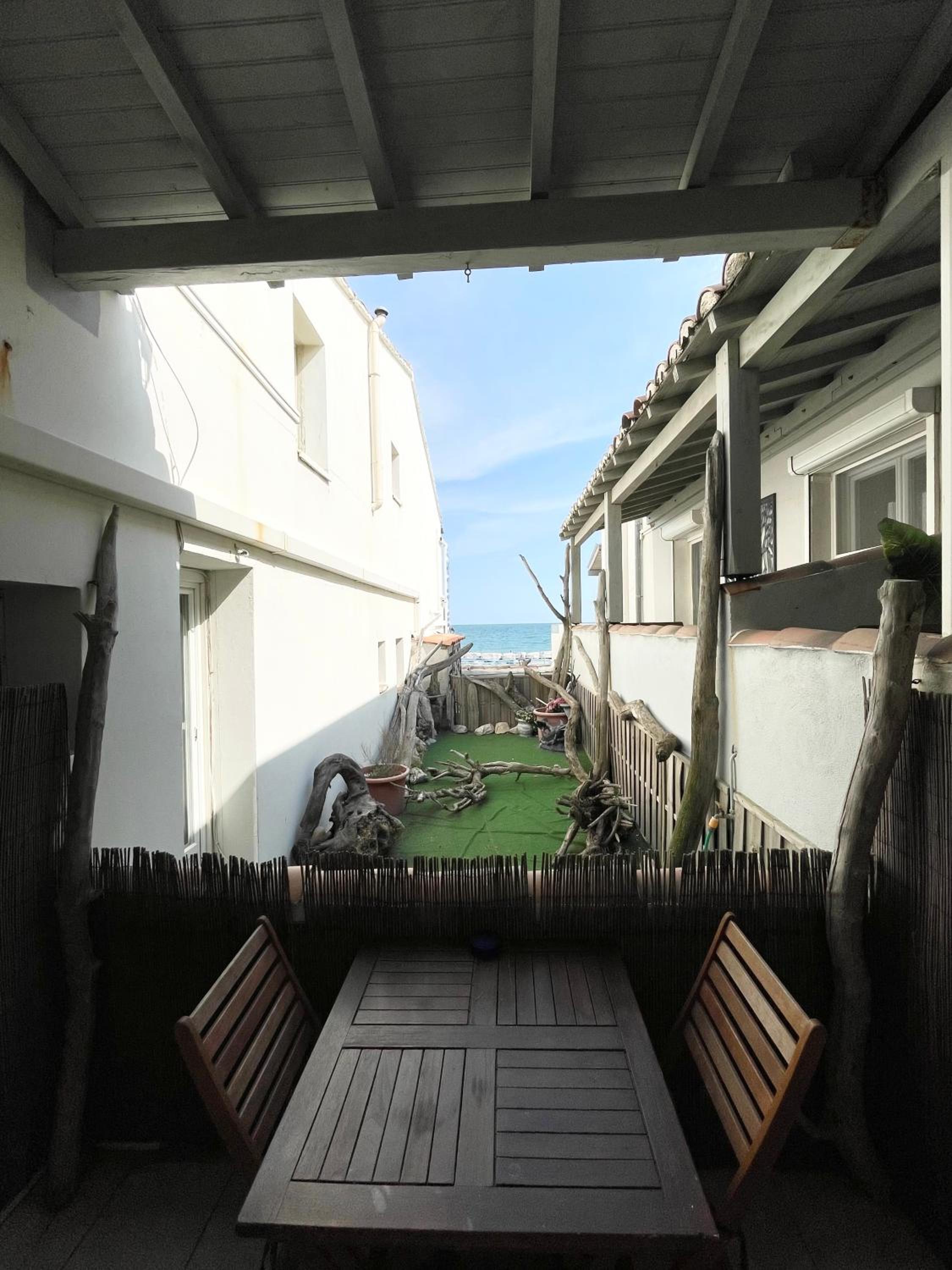 comfort room with bathroom and terrace photo 2