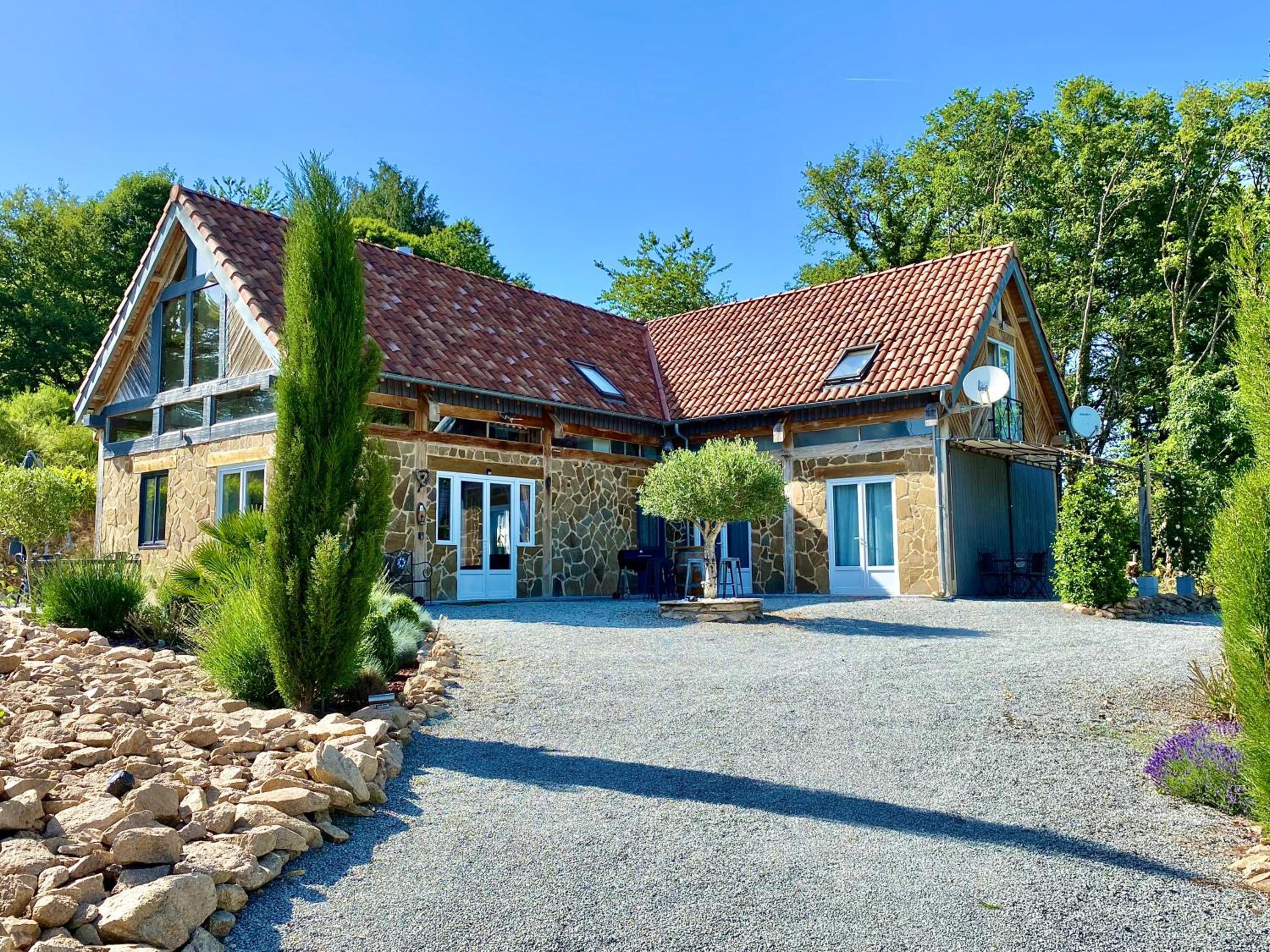 Four-Bedroom House photo 1