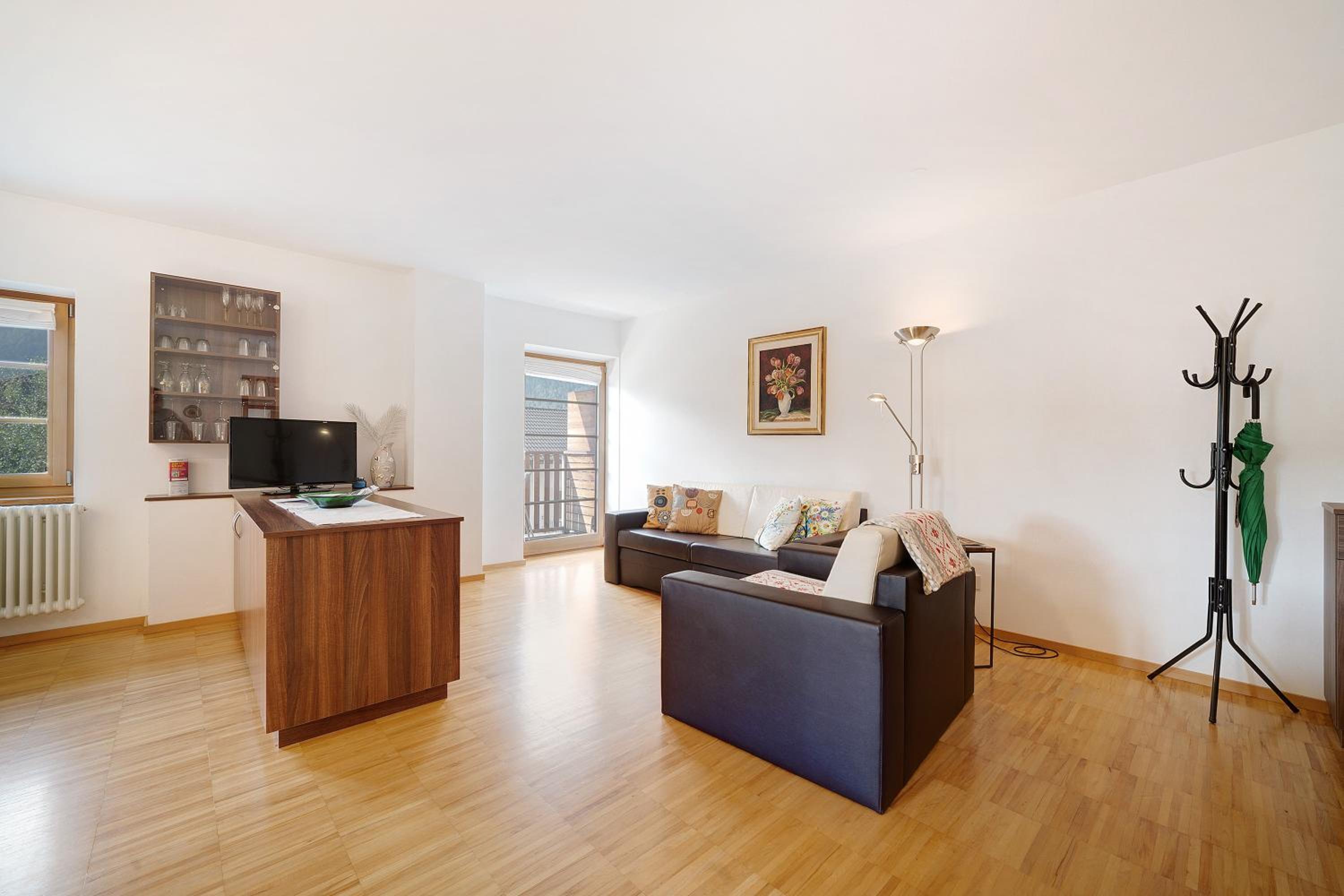 Two-Bedroom Deluxe Apartment with Garden View photo 2