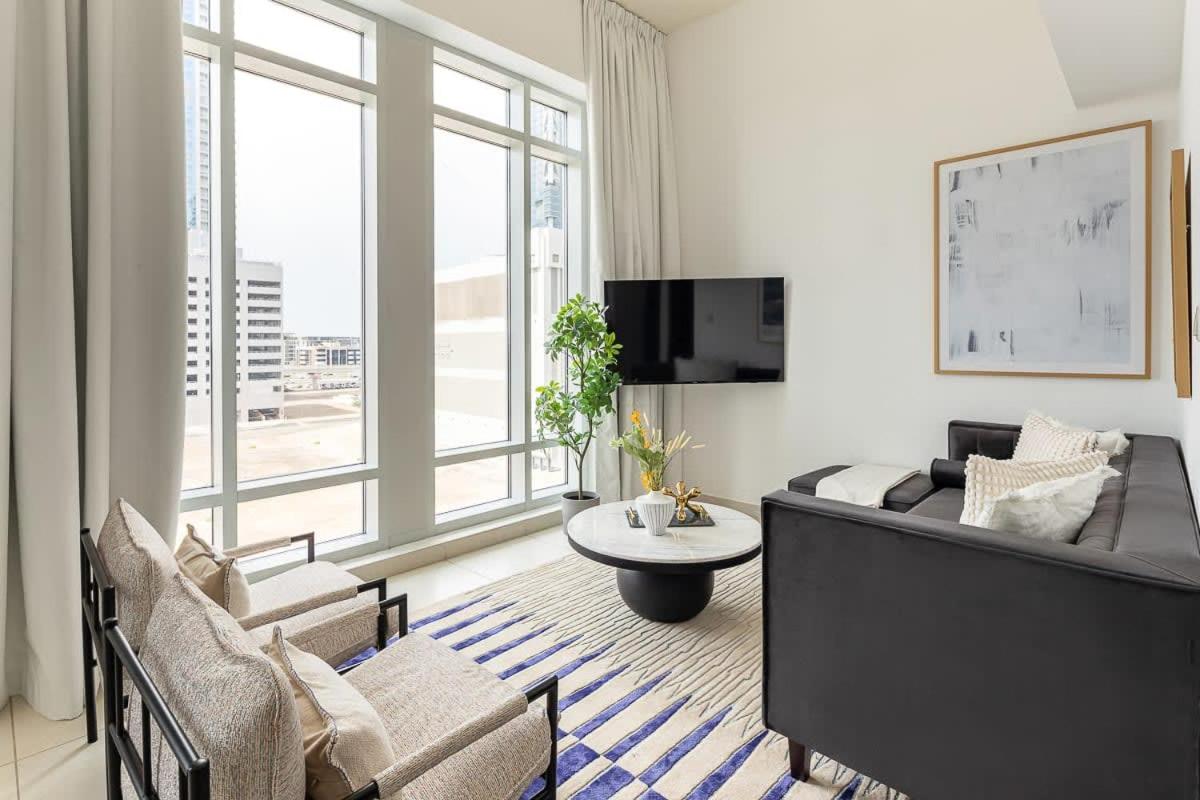 Apartment photo 2