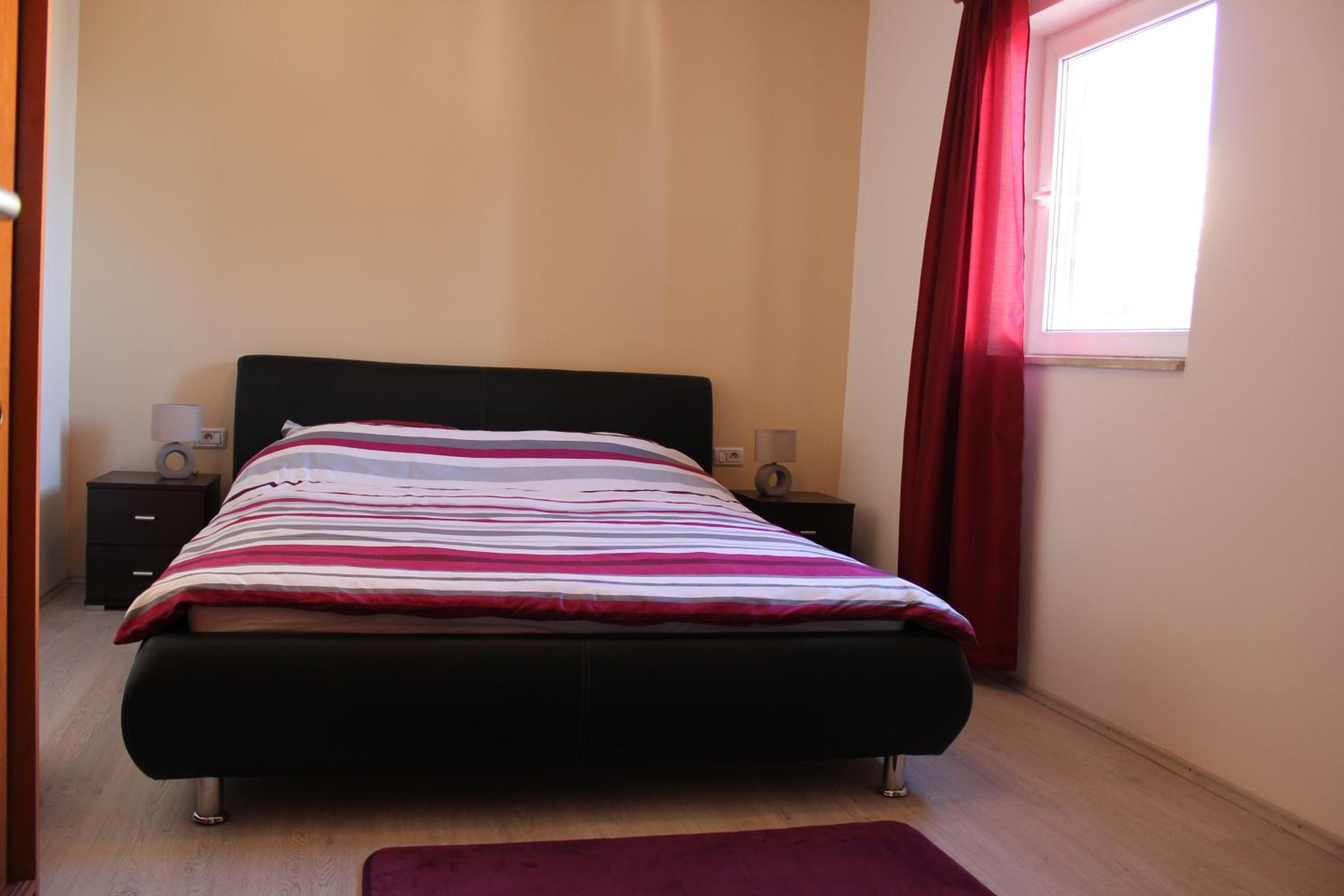 Apartment with Sea View - Photo 34