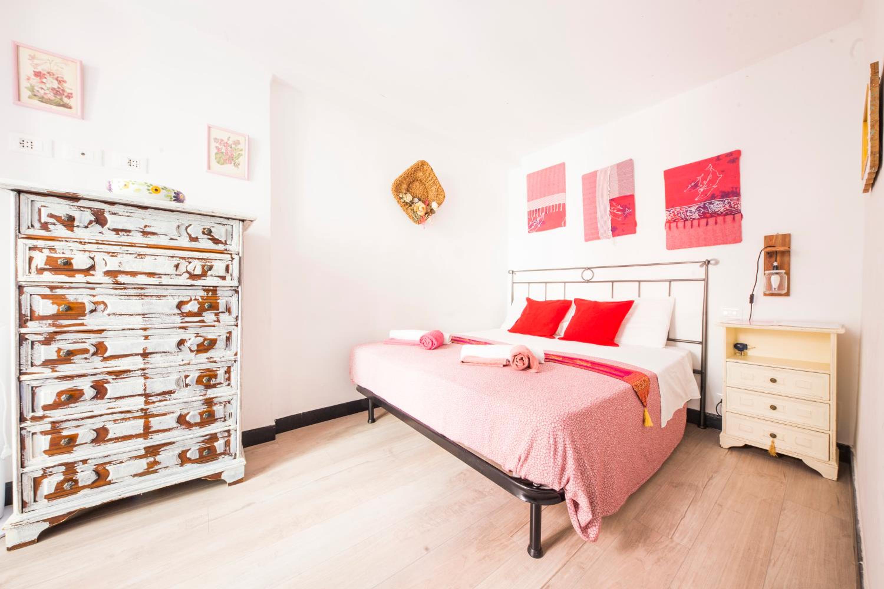 Double Room with Private External Bathroom photo 1