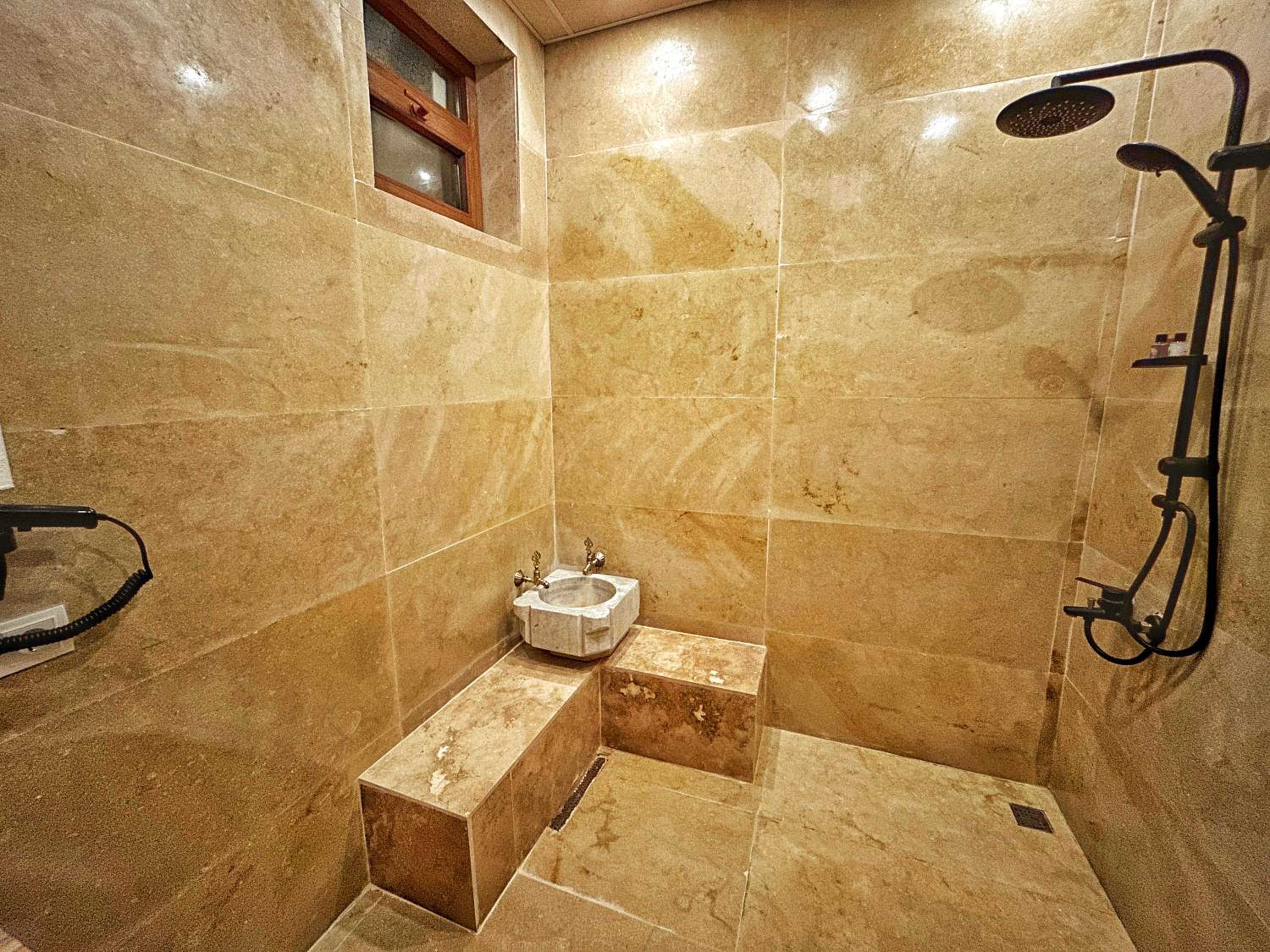 Deluxe Triple Room - Photo 4