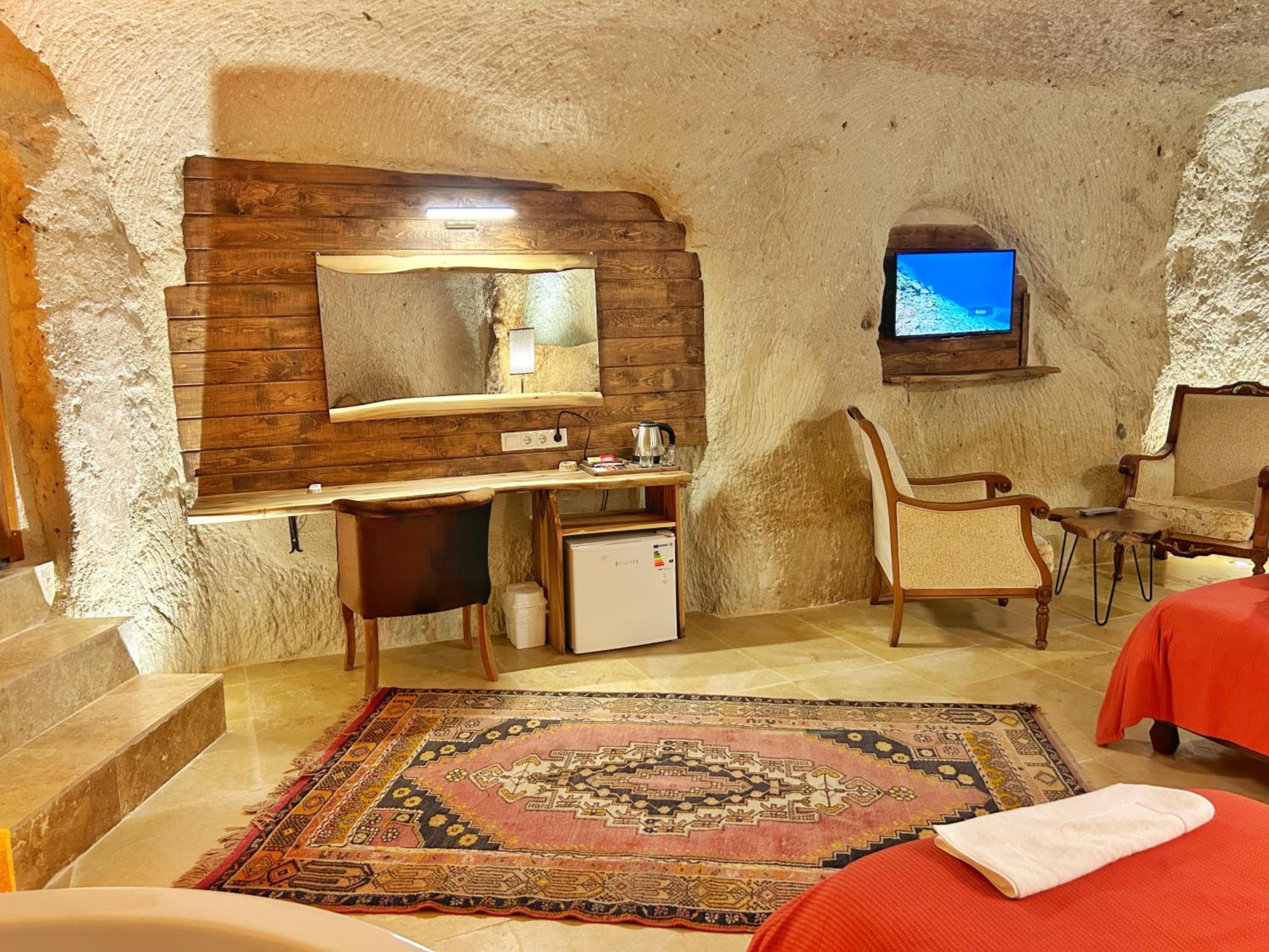 Deluxe Triple Room - Photo 2